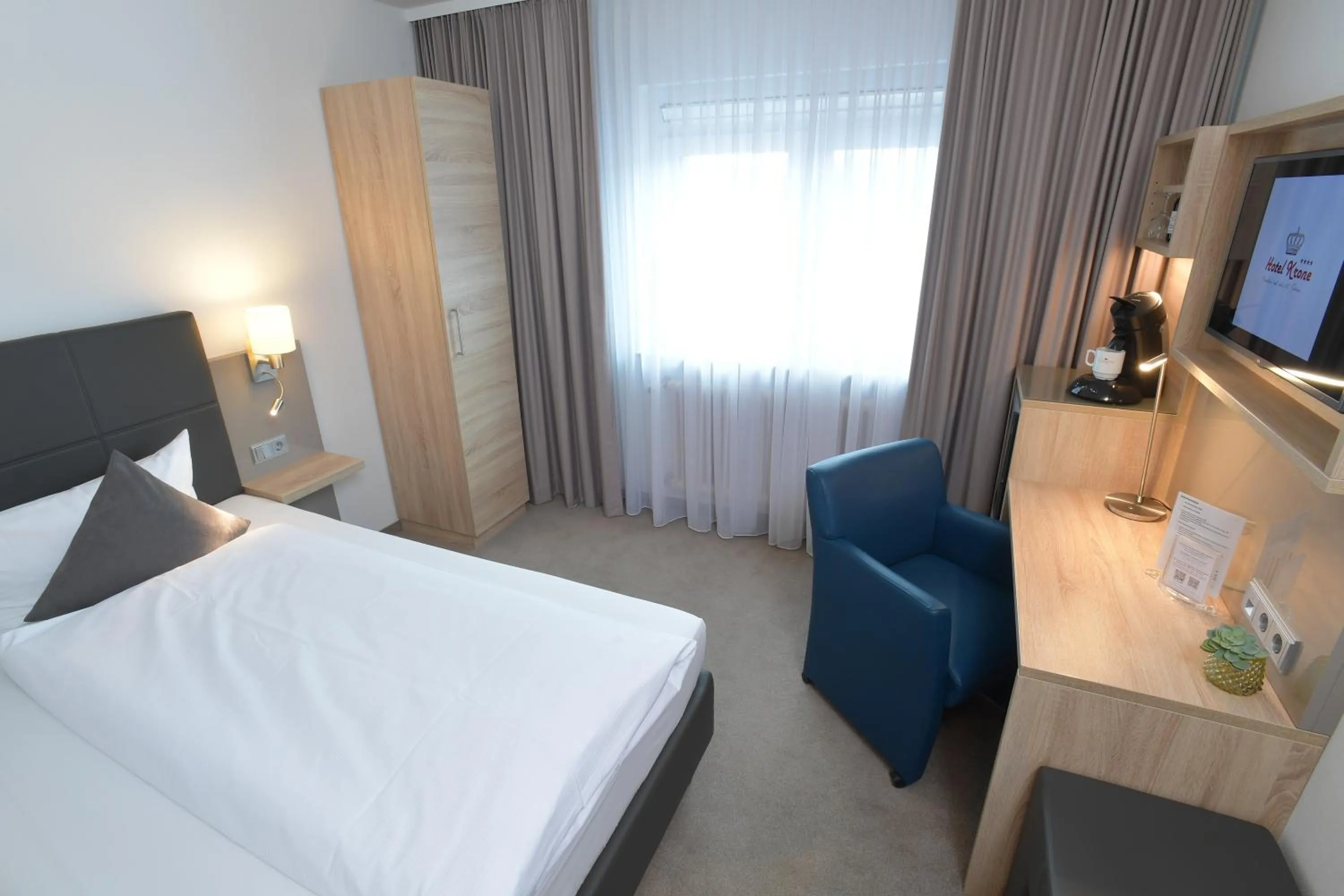 Photo of the whole room, Bed in Hotel Krone