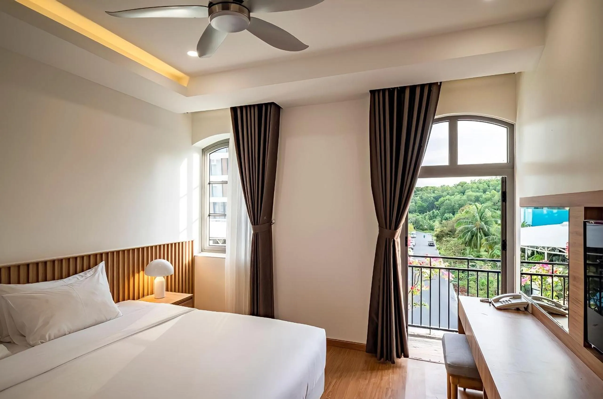 Bedroom, Bed in Ann Hotel & Spa Khem Beach PQ