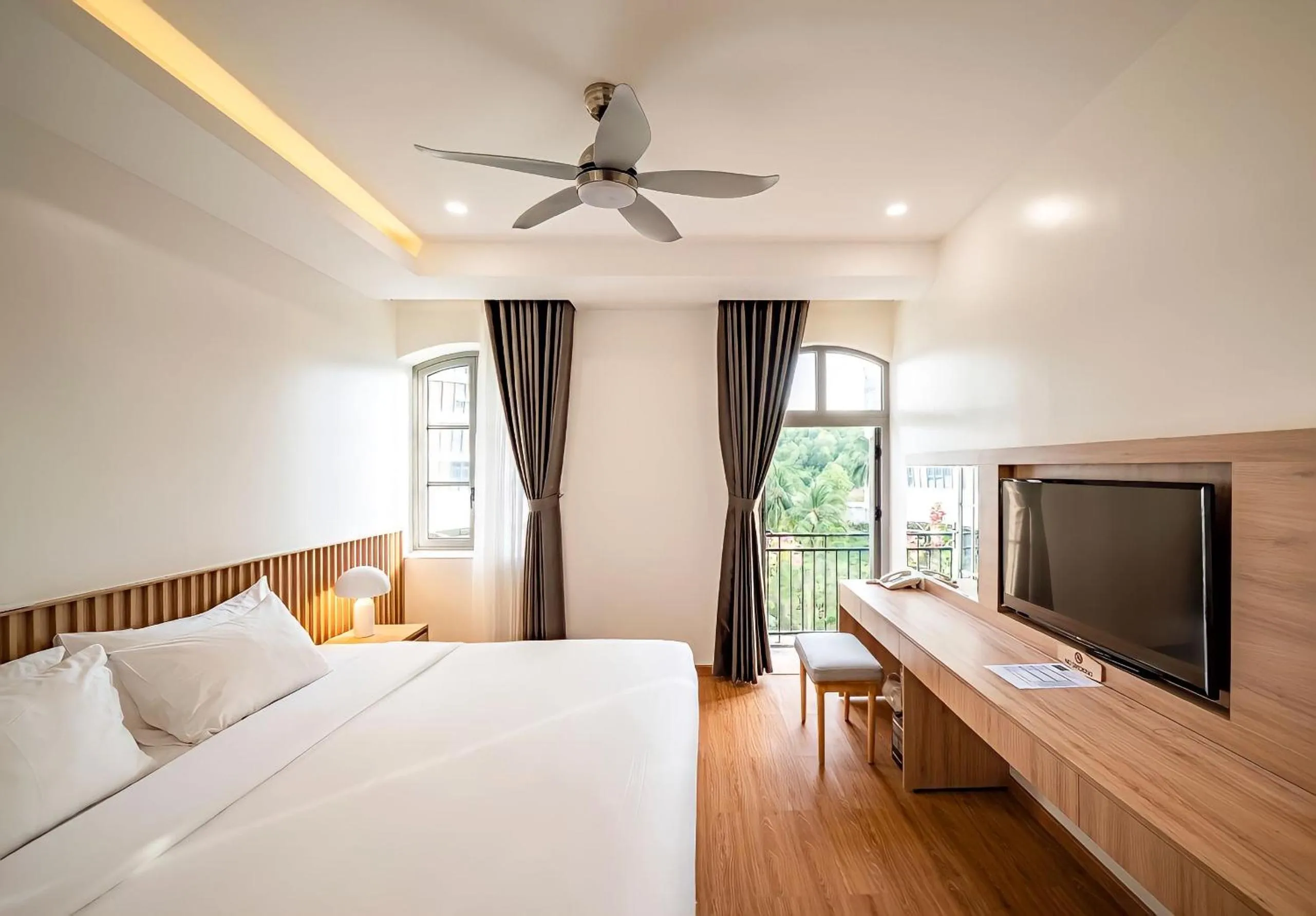 Bedroom, Bed in Ann Hotel & Spa Khem Beach PQ