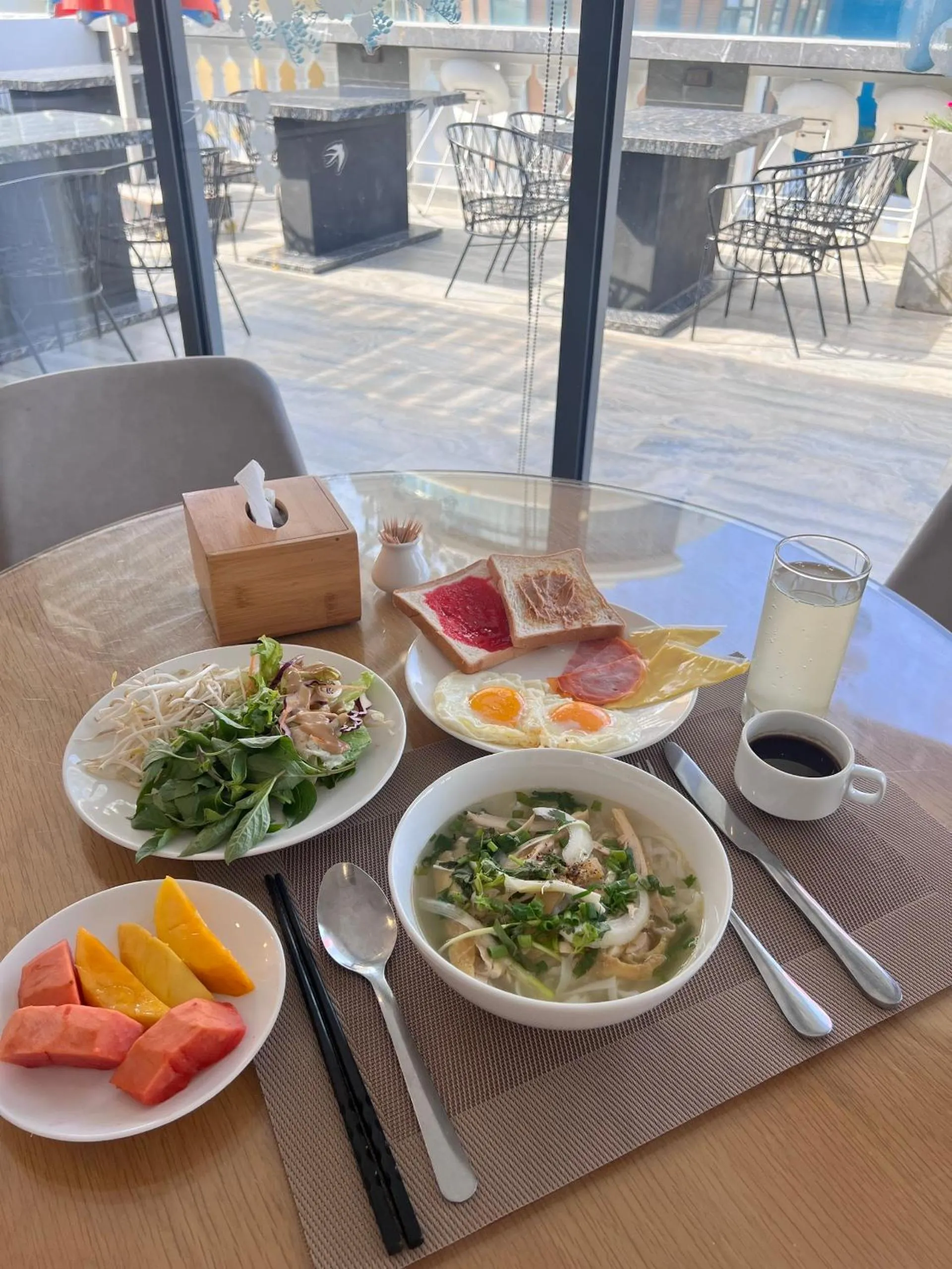 Breakfast in Ann Hotel & Spa Khem Beach PQ