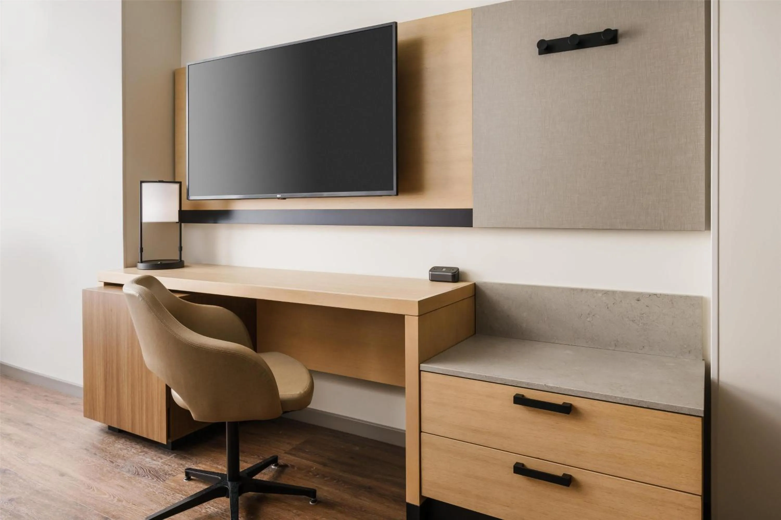 Bedroom in Hyatt Place National Harbor