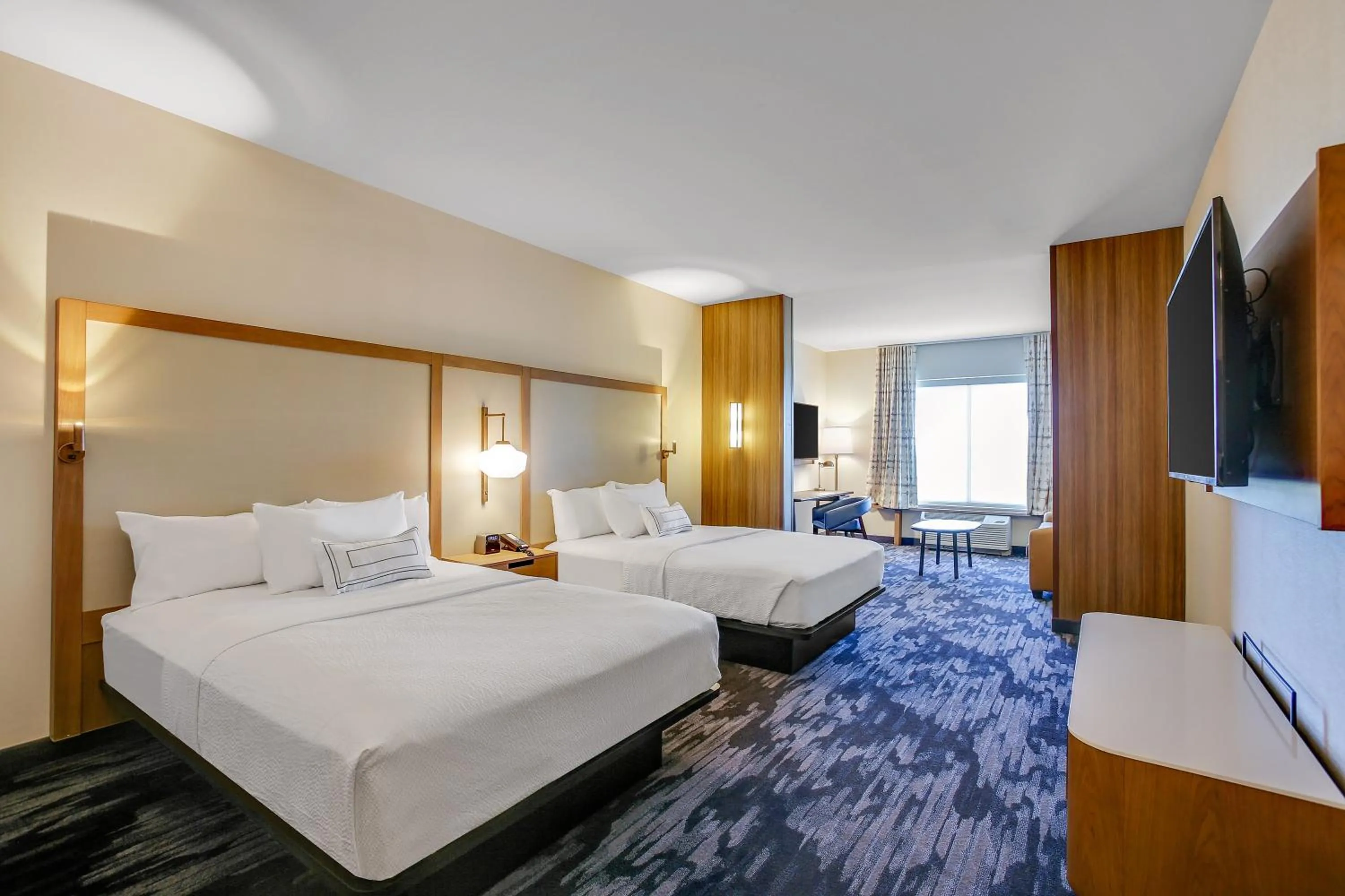 Photo of the whole room, Bed in Fairfield Inn & Suites Bardstown