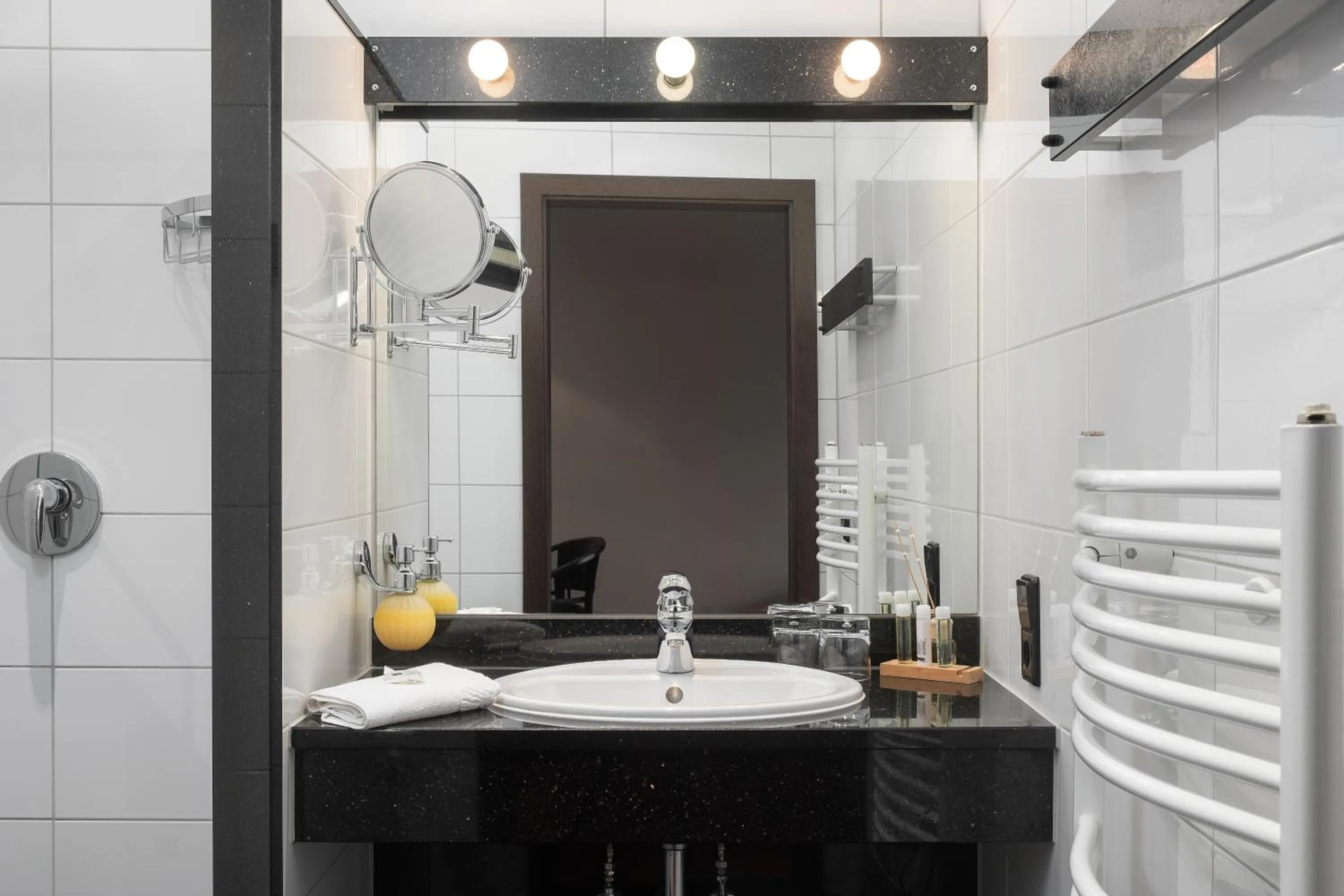 Shower in Hetzel Hotel Stuttgart