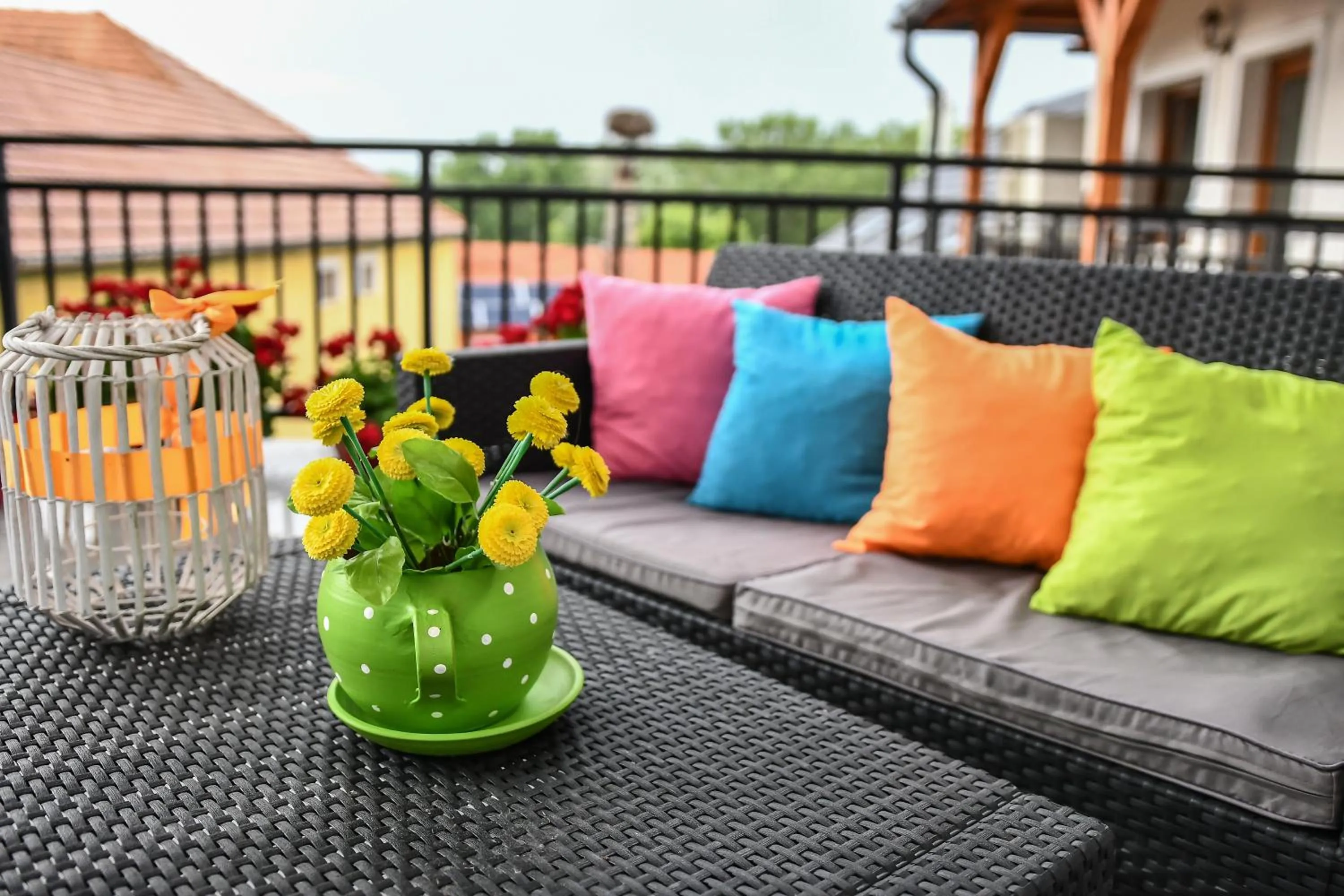 Balcony/Terrace in É-Vaskó Panzió Borpince