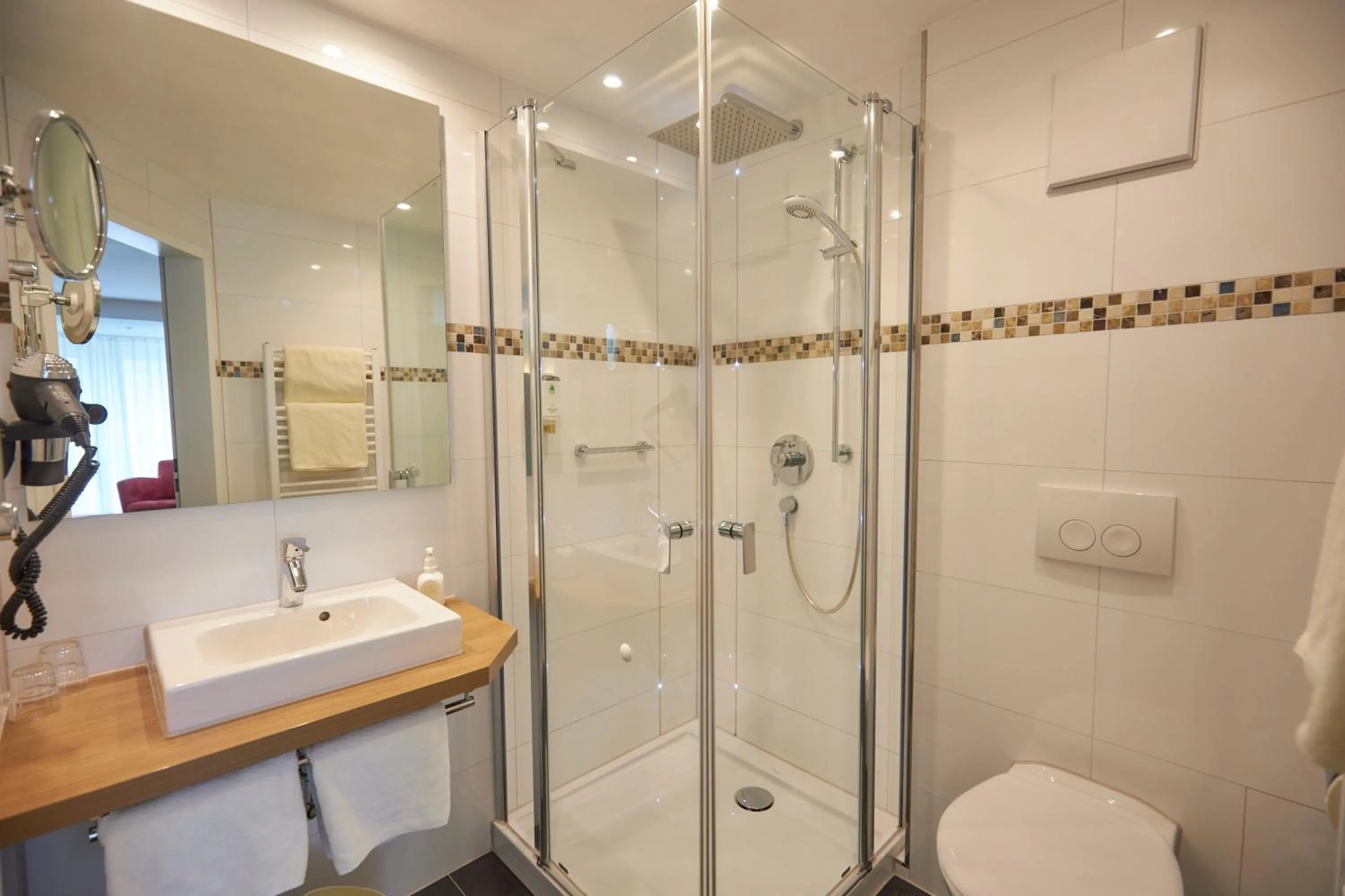 Bathroom in Flair Hotel Landgasthof Roger