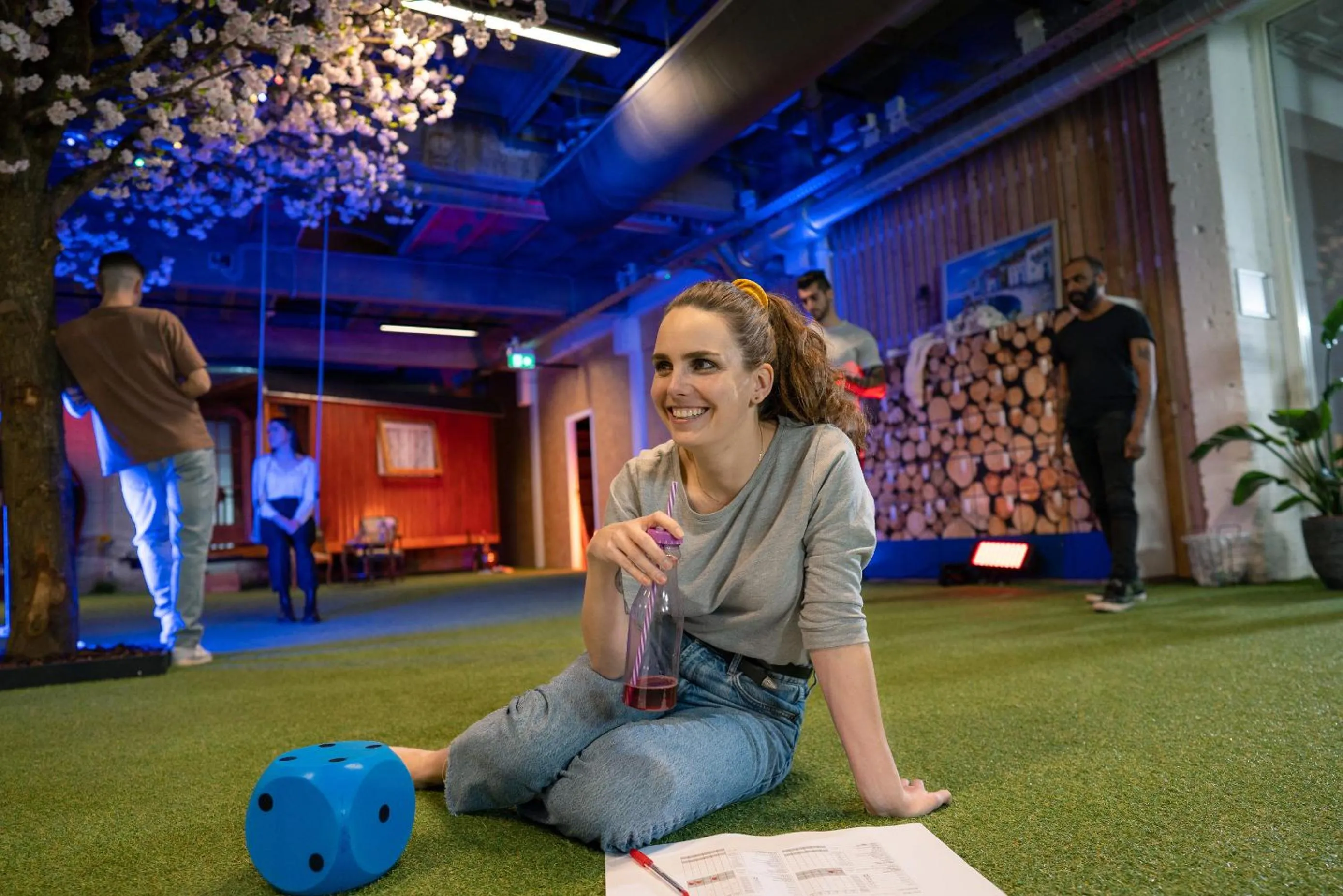 People in Outside Inn