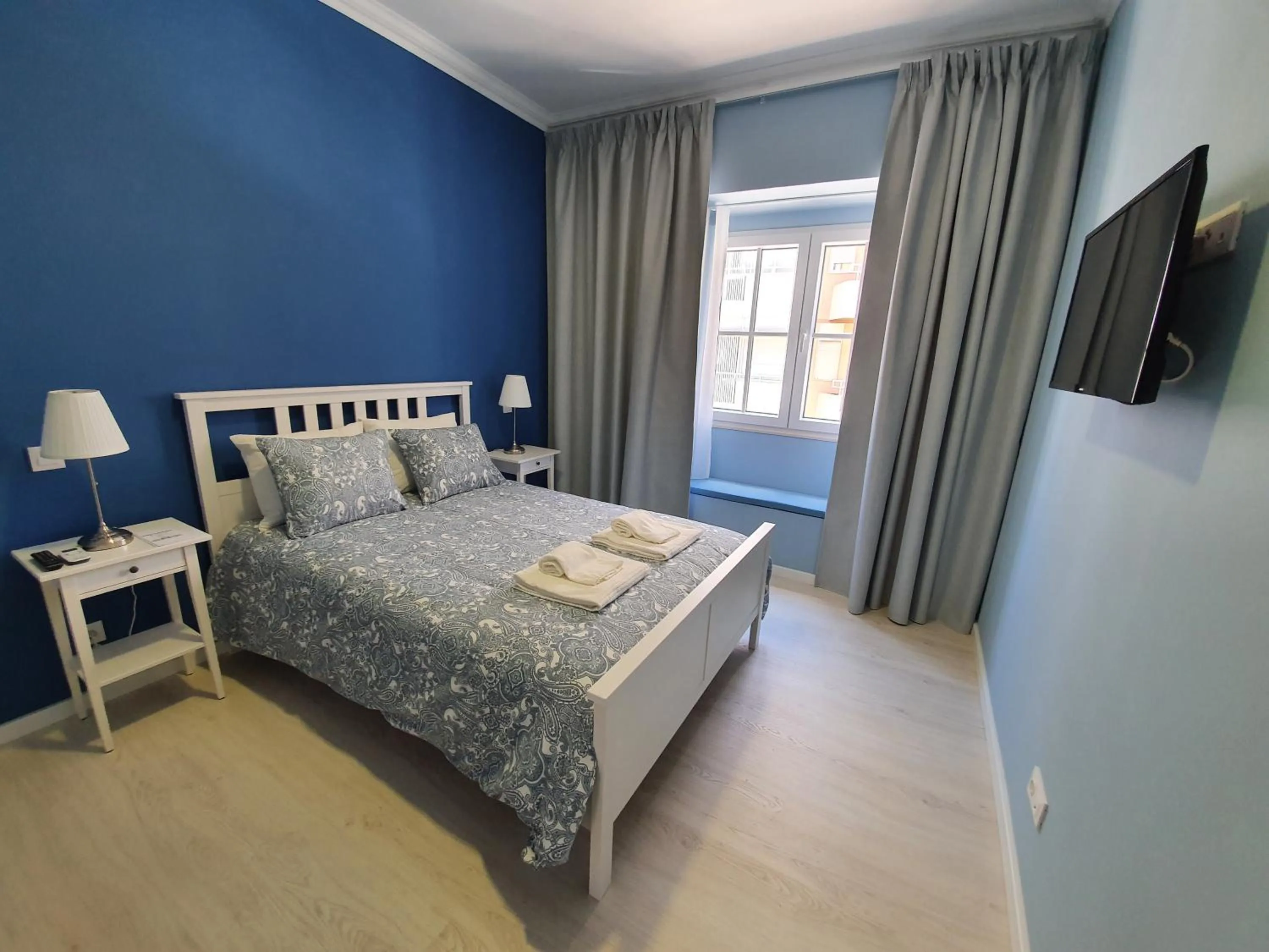 Bedroom, Bed in Inn Faro - Casa Amarela - Guest House