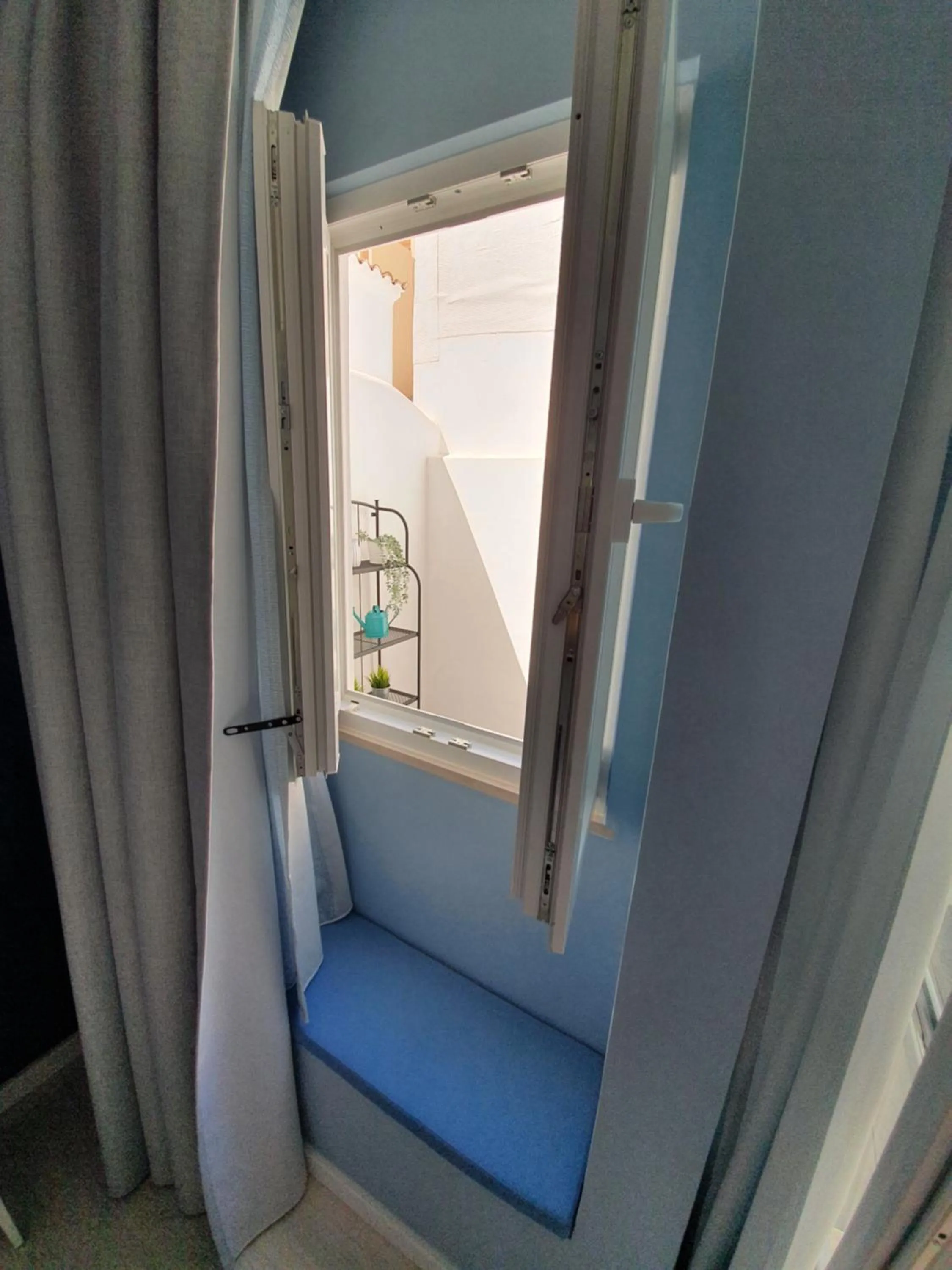 Patio in Inn Faro - Casa Amarela - Guest House