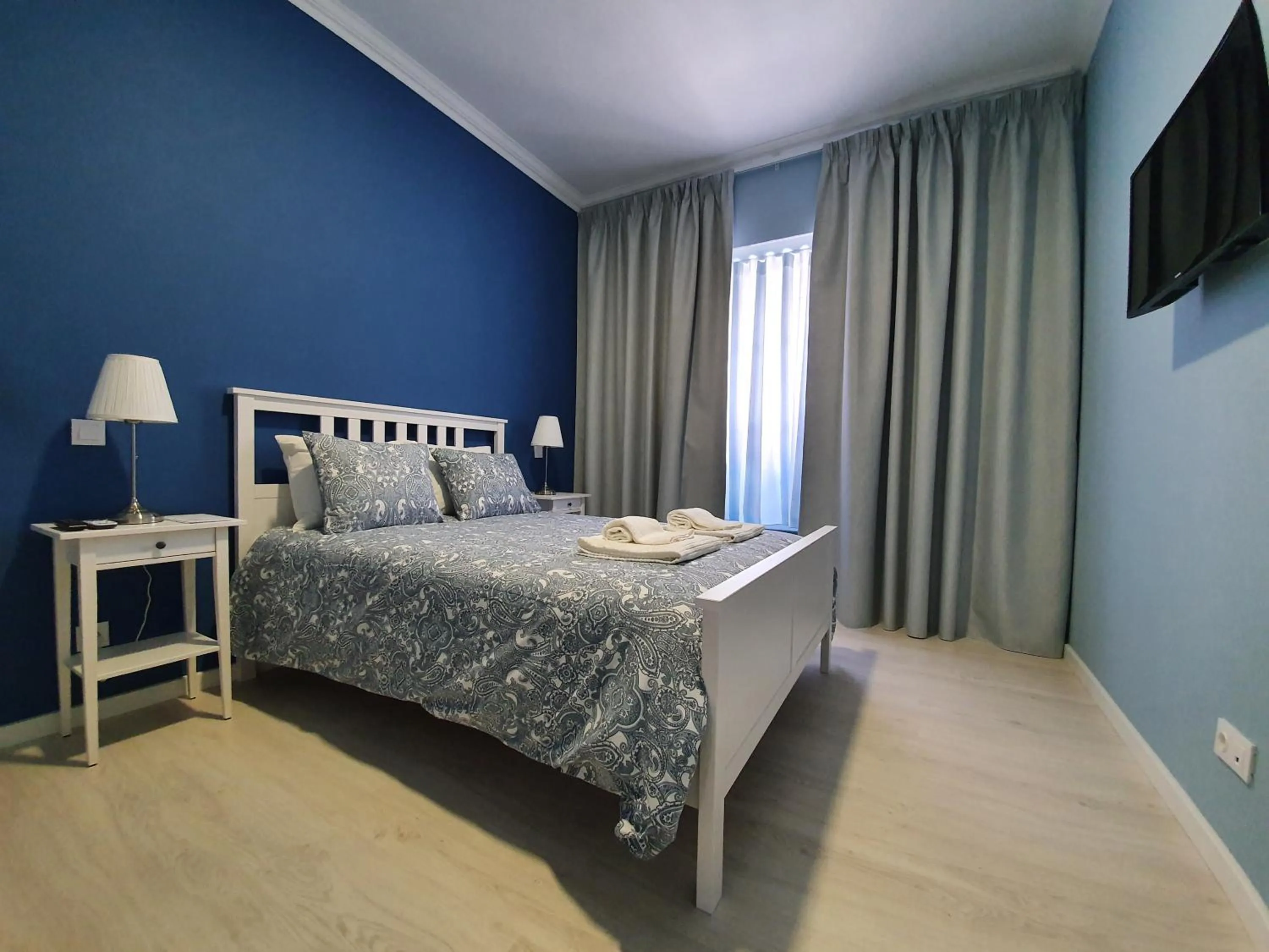 Bedroom, Bed in Inn Faro - Casa Amarela - Guest House