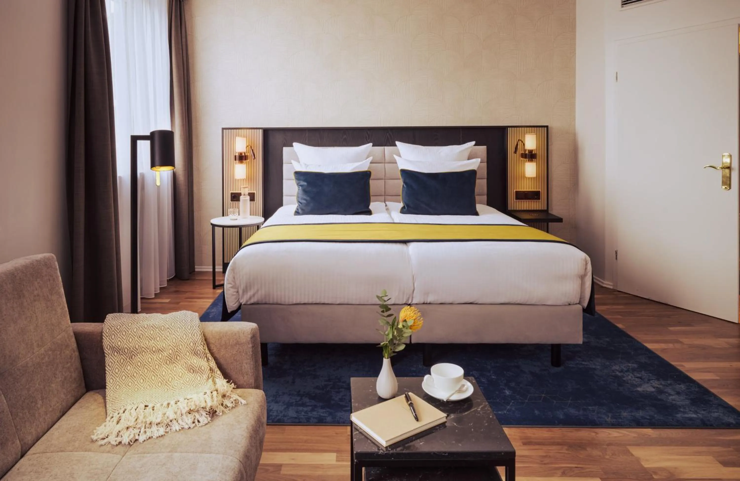 Photo of the whole room, Bed in Hotel Mannheimer Hof - Leonardo Limited Edition