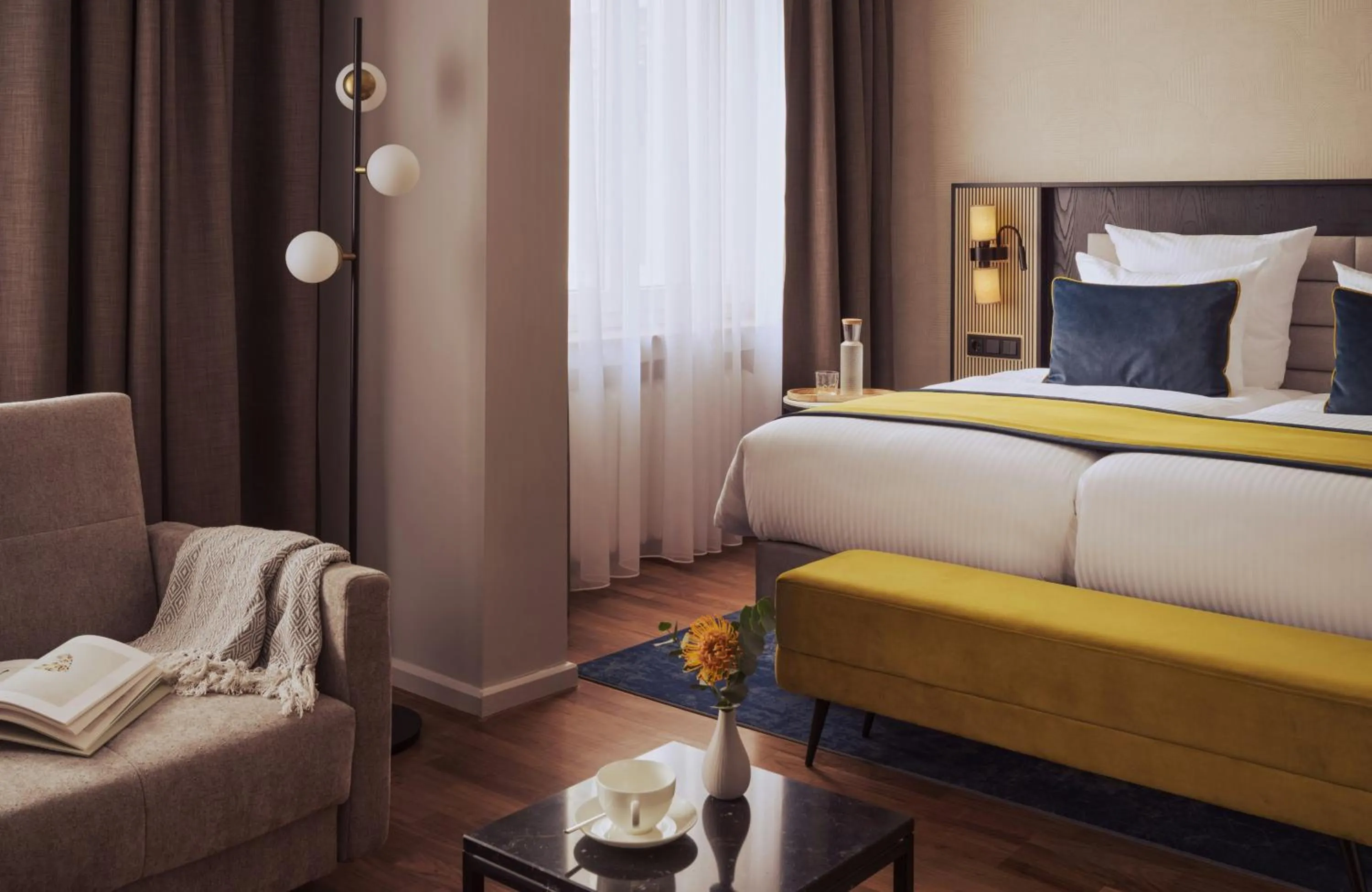 Photo of the whole room, Bed in Hotel Mannheimer Hof - Leonardo Limited Edition