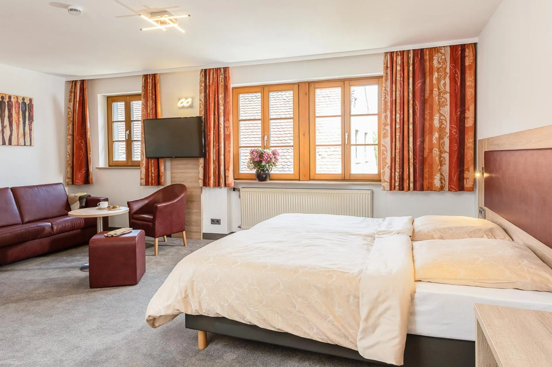 Photo of the whole room, Bed in Hotel Altes Brauhaus garni