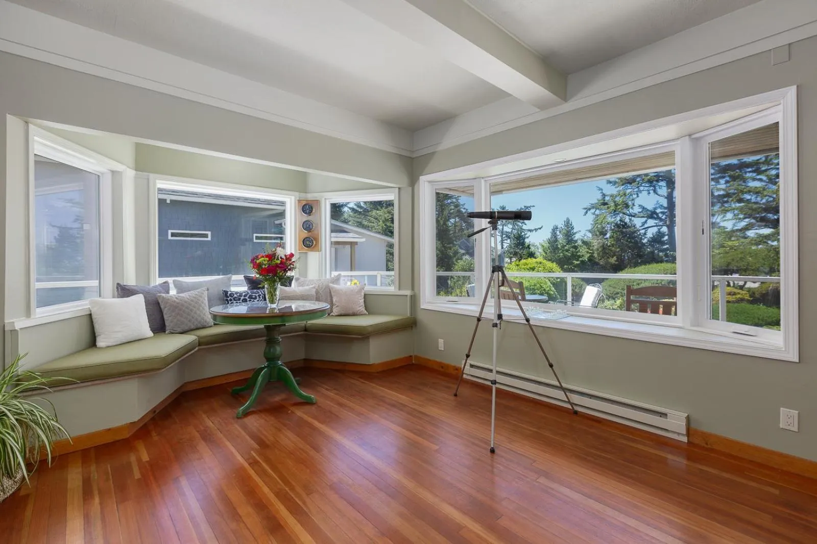 Living room in Ocean House