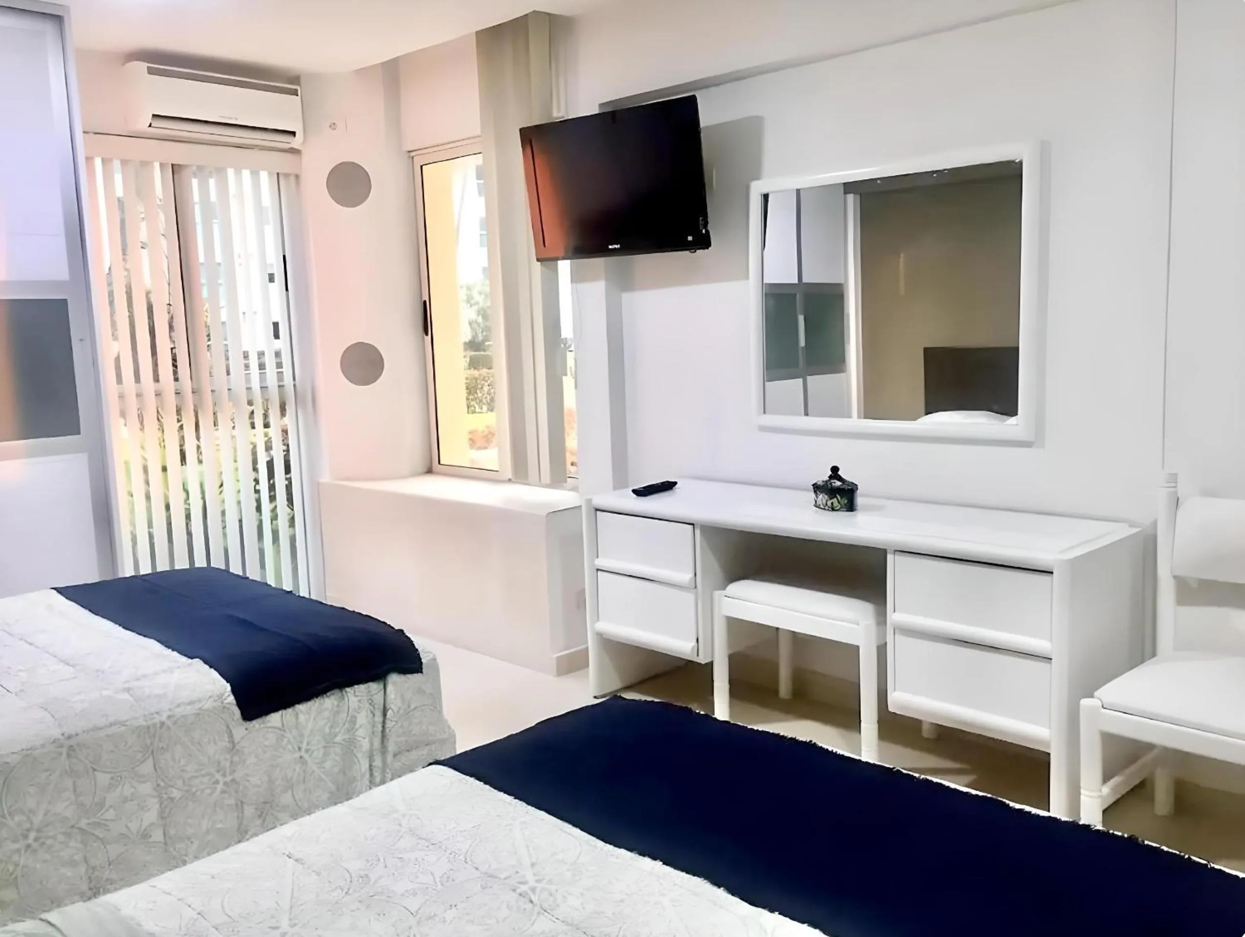 Bedroom, Bed in Marina Suites by Andiani Travel