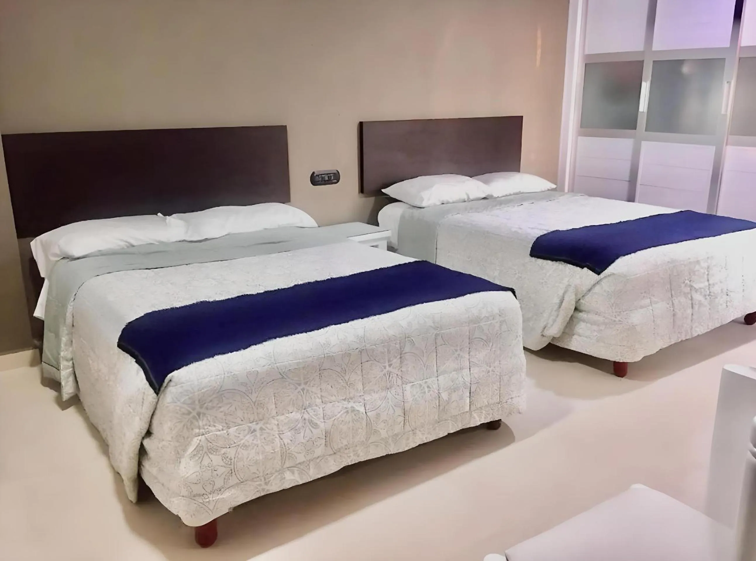 Bedroom, Bed in Marina Suites by Andiani Travel