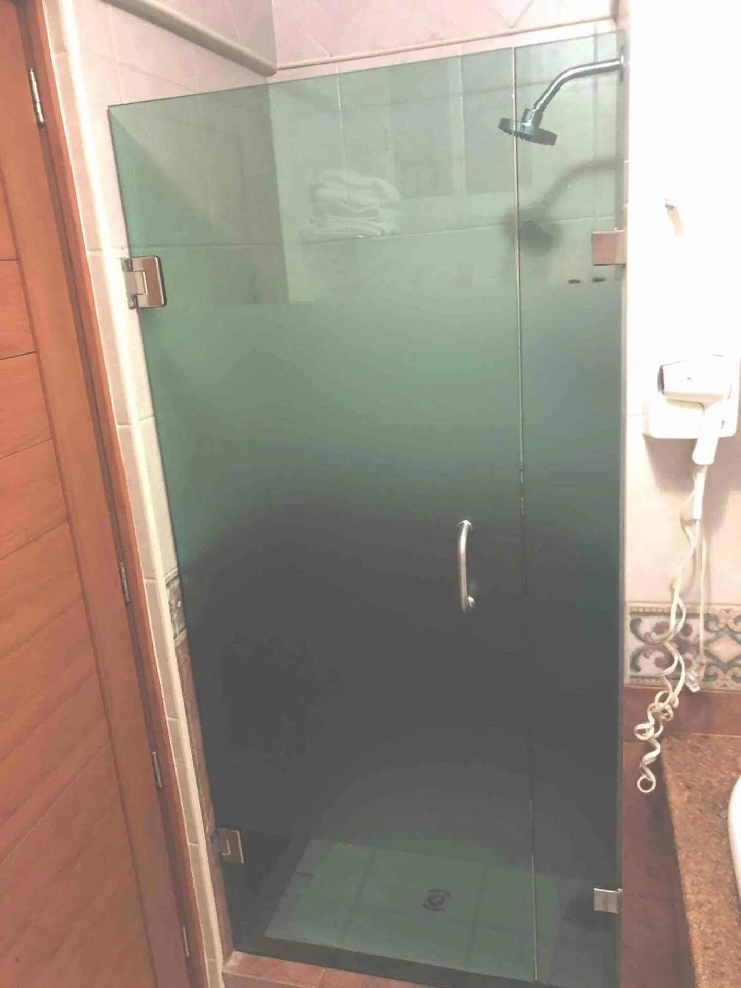 Shower in Marina Suites by Andiani Travel