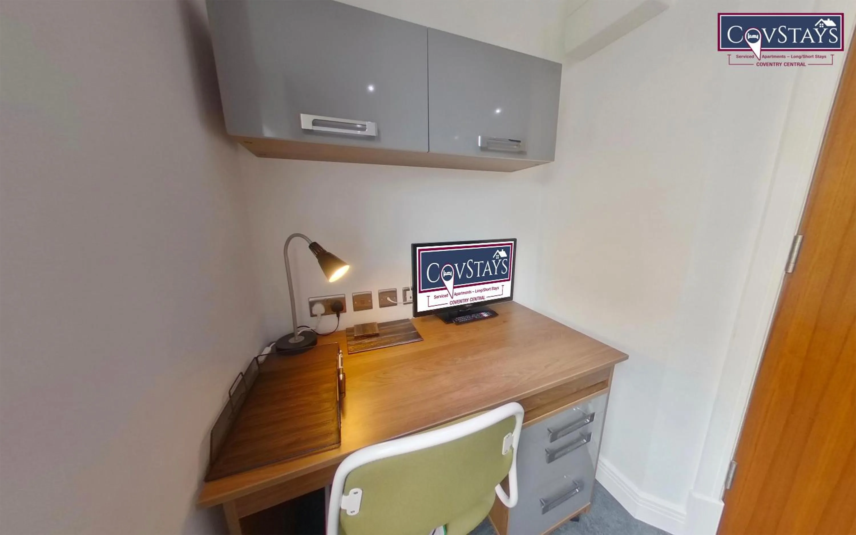 Victoria House - Deluxe Studios in Coventry City Centre, free parking, by COVSTAYS