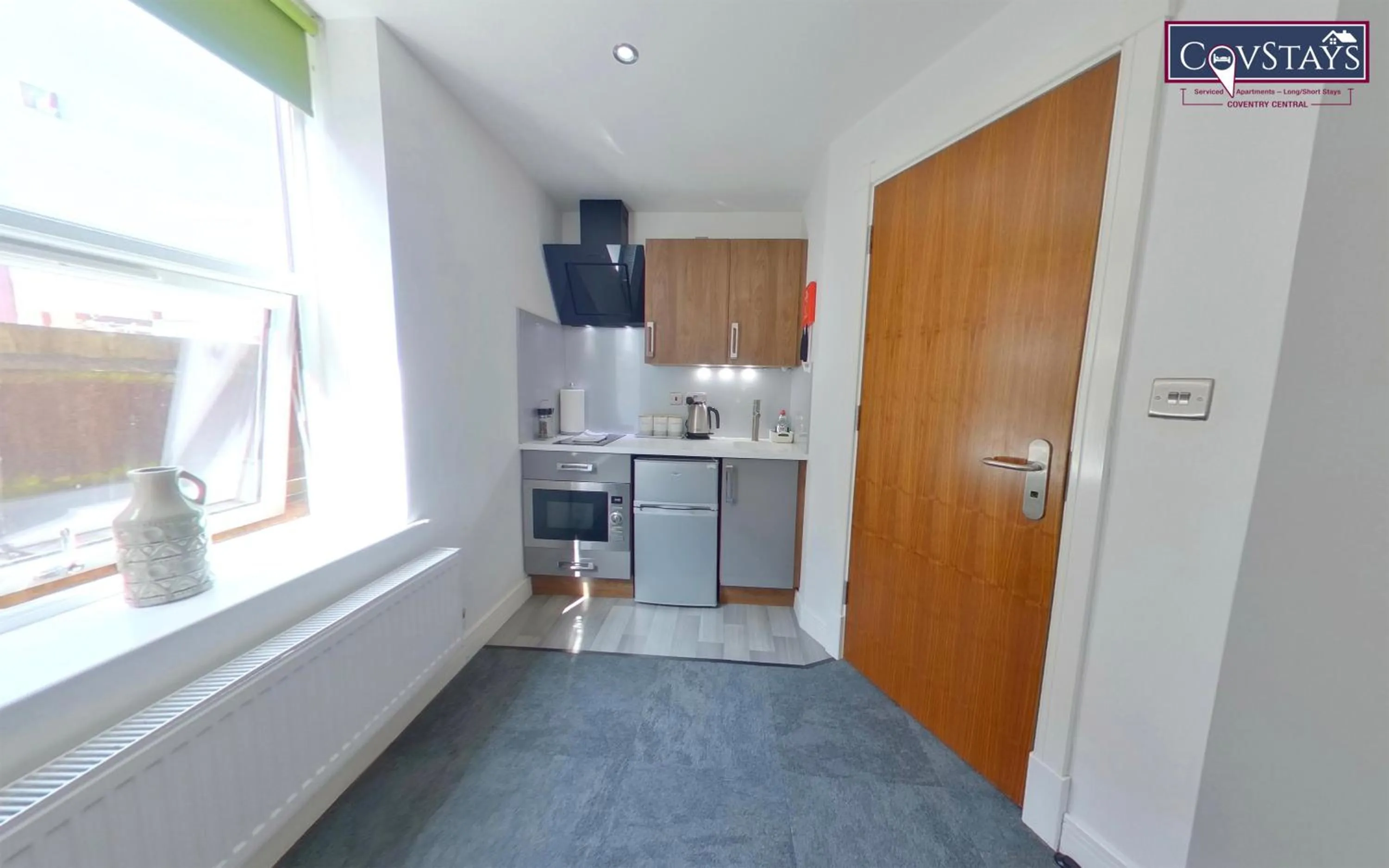 Victoria House - Deluxe Studios in Coventry City Centre, free parking, by COVSTAYS