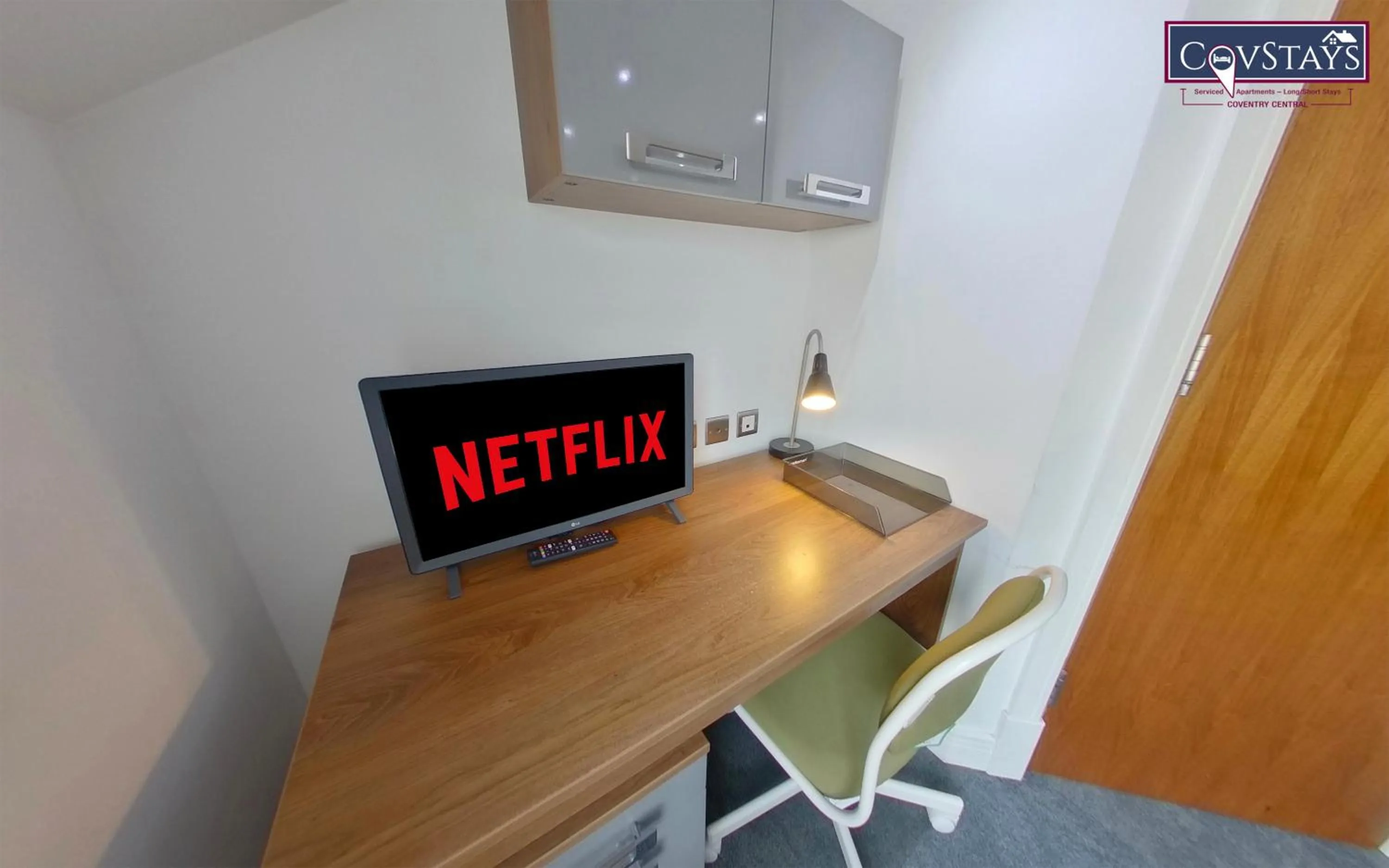 Victoria House - Deluxe Studios in Coventry City Centre, free parking, by COVSTAYS