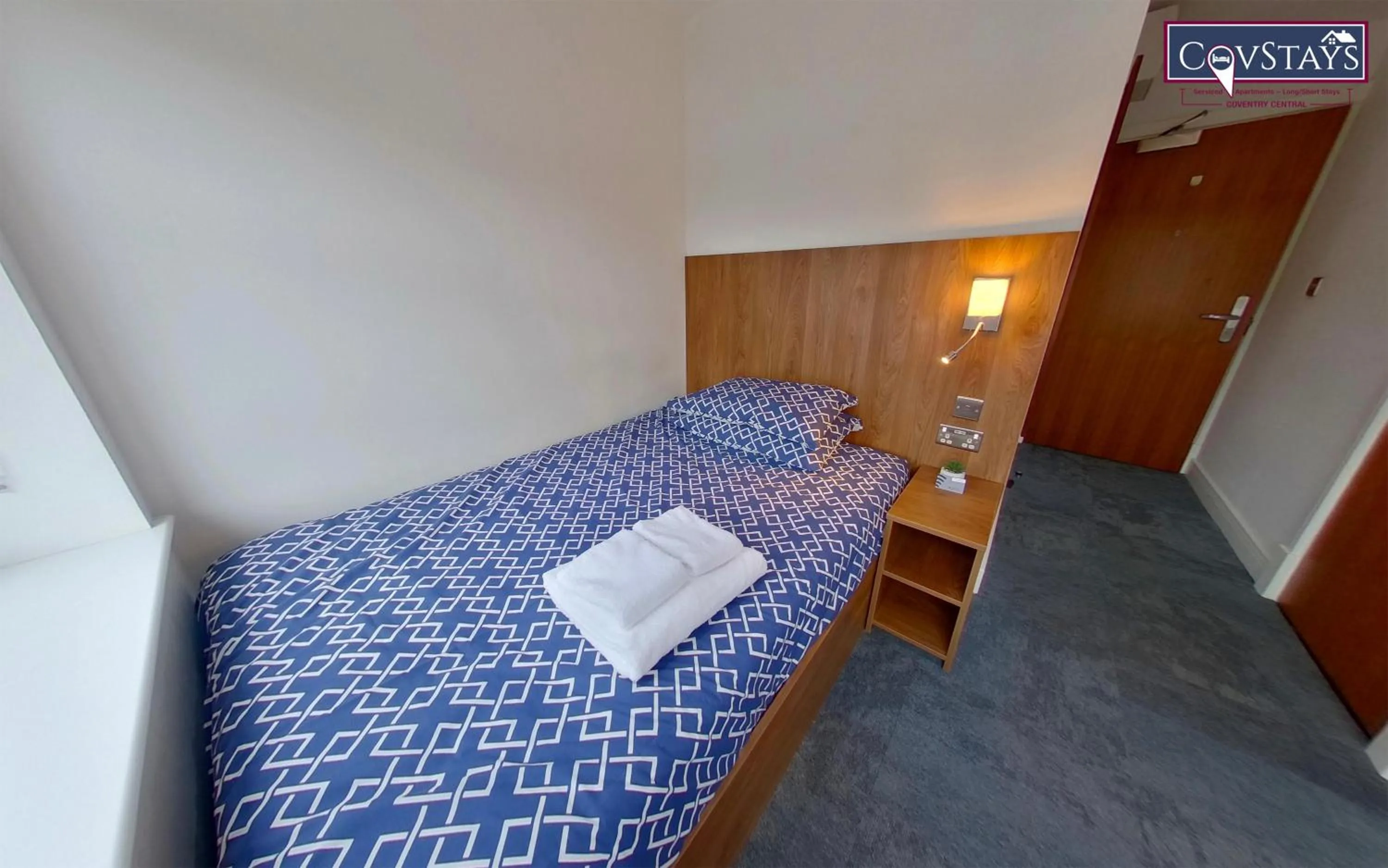 Bed in Victoria House - Deluxe Studios in Coventry City Centre, free parking, by COVSTAYS