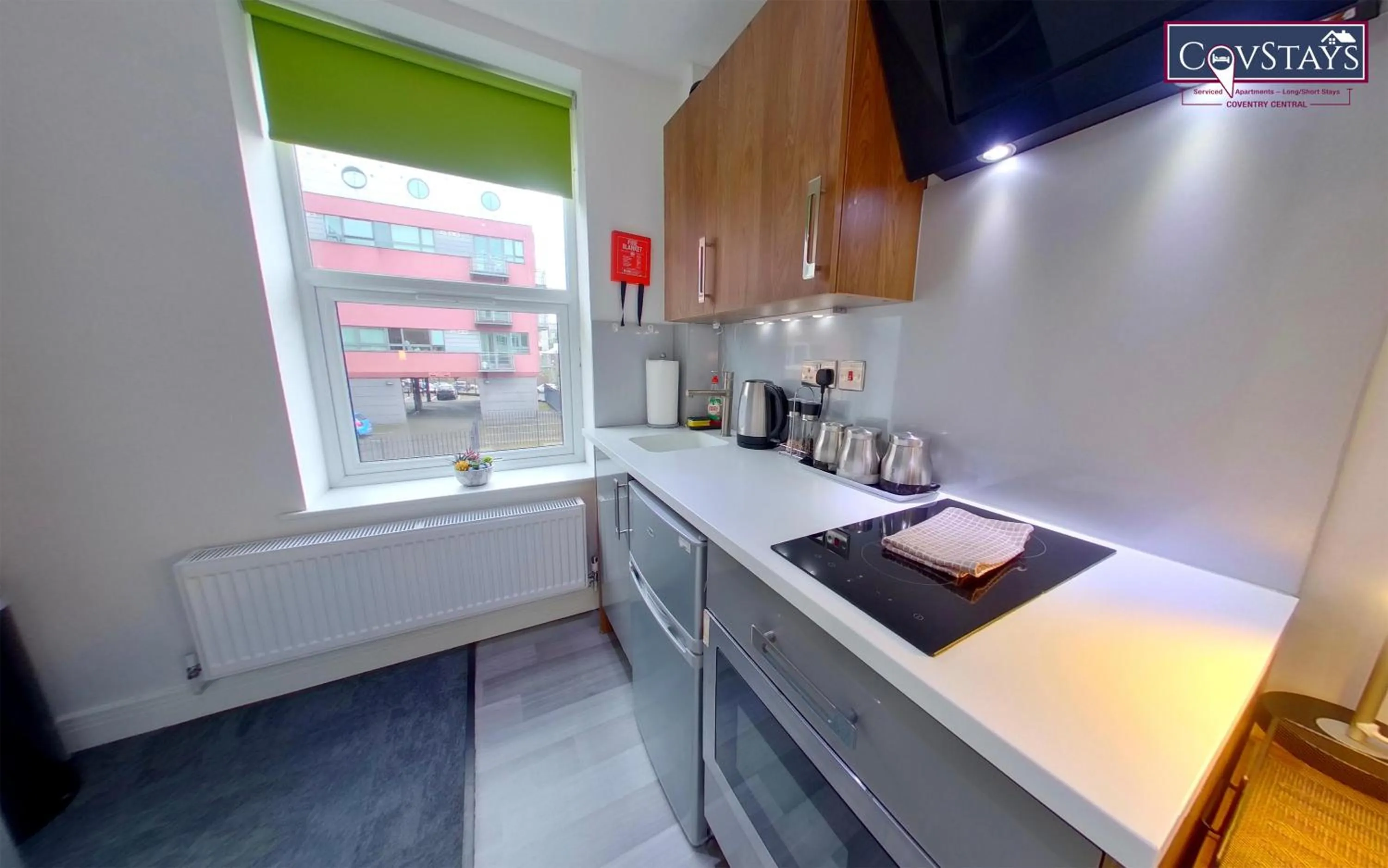 Victoria House - Deluxe Studios in Coventry City Centre, free parking, by COVSTAYS