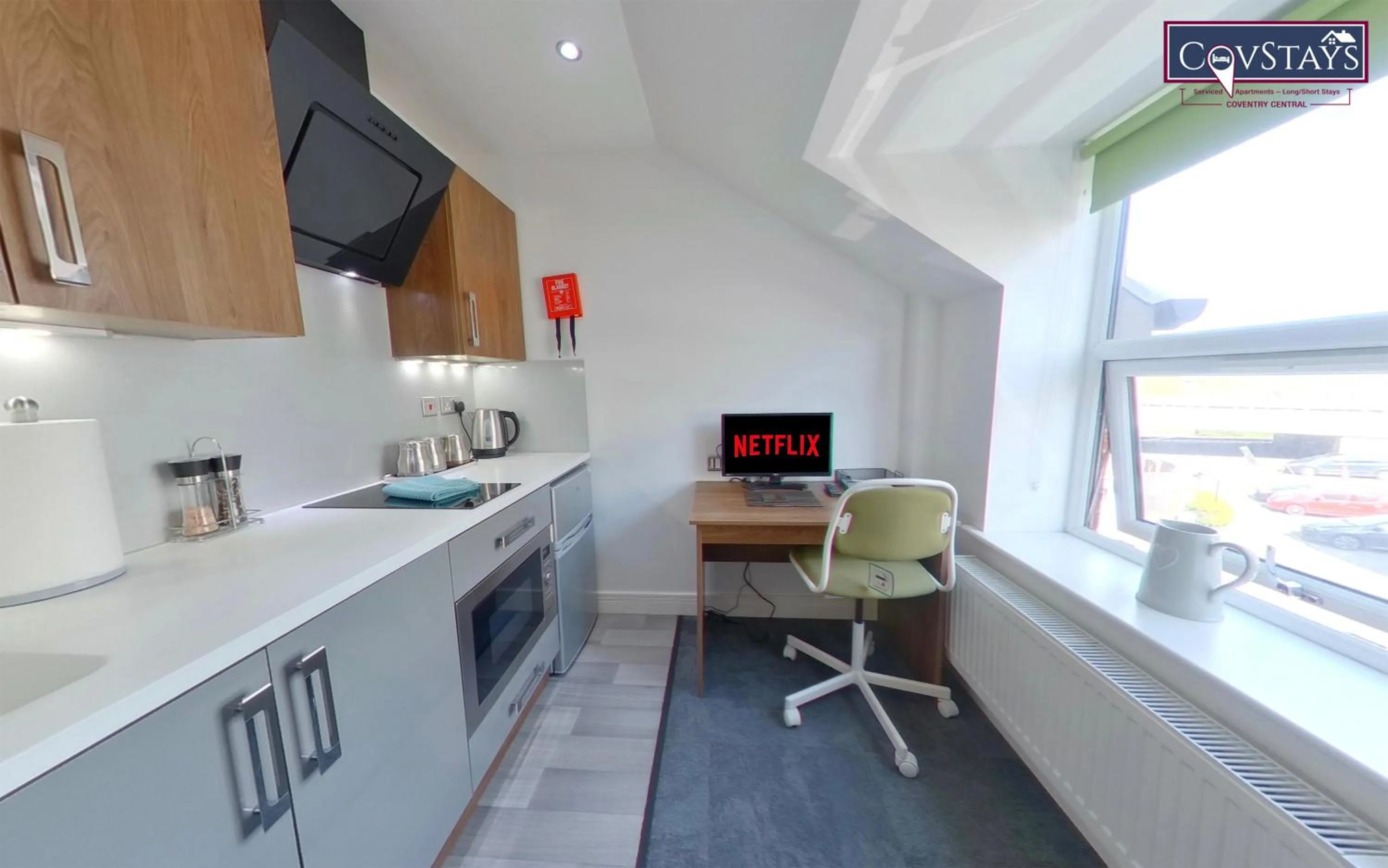 Victoria House - Deluxe Studios in Coventry City Centre, free parking, by COVSTAYS