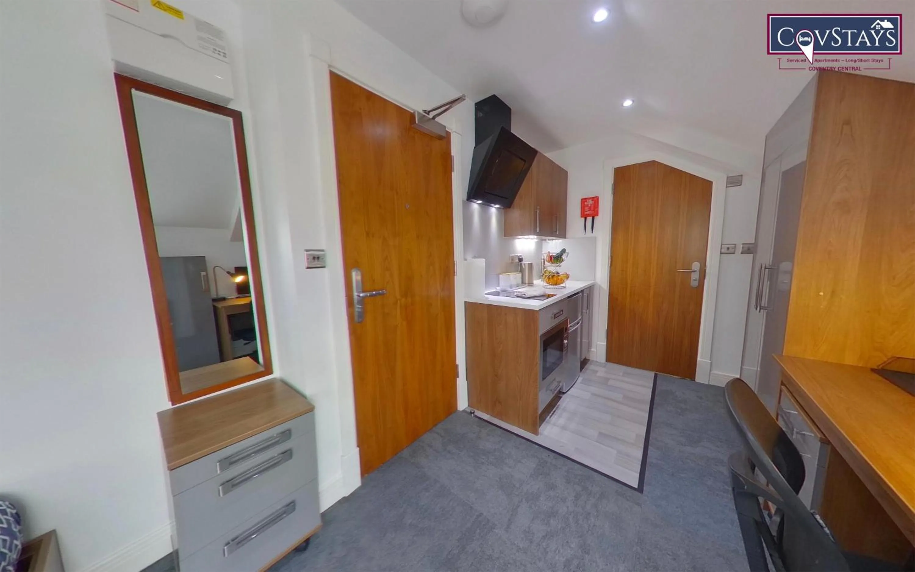 Victoria House - Deluxe Studios in Coventry City Centre, free parking, by COVSTAYS