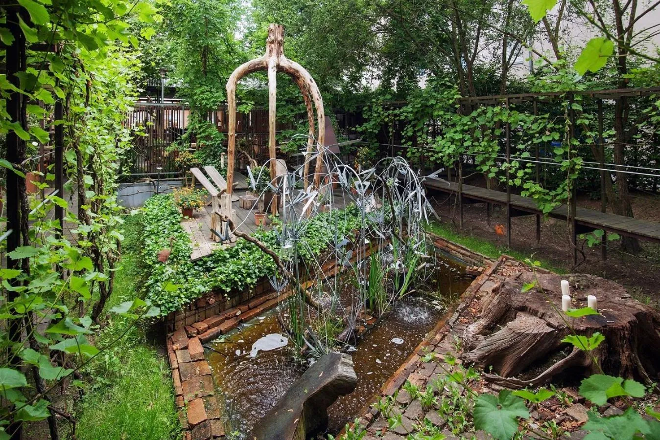 Garden in Hotel Lifestyle