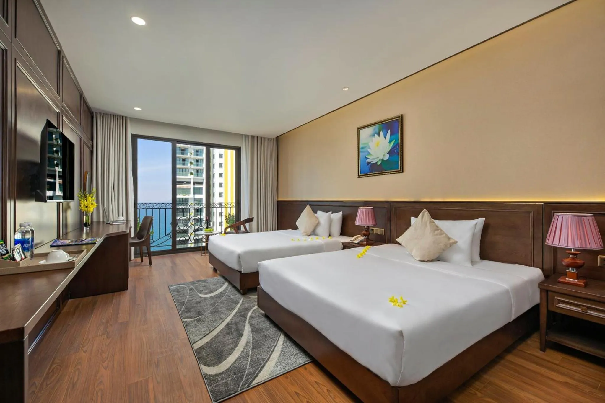 Bedroom, Bed in Golden Lotus Hotel Da Nang - Rooftop Bar Sea View