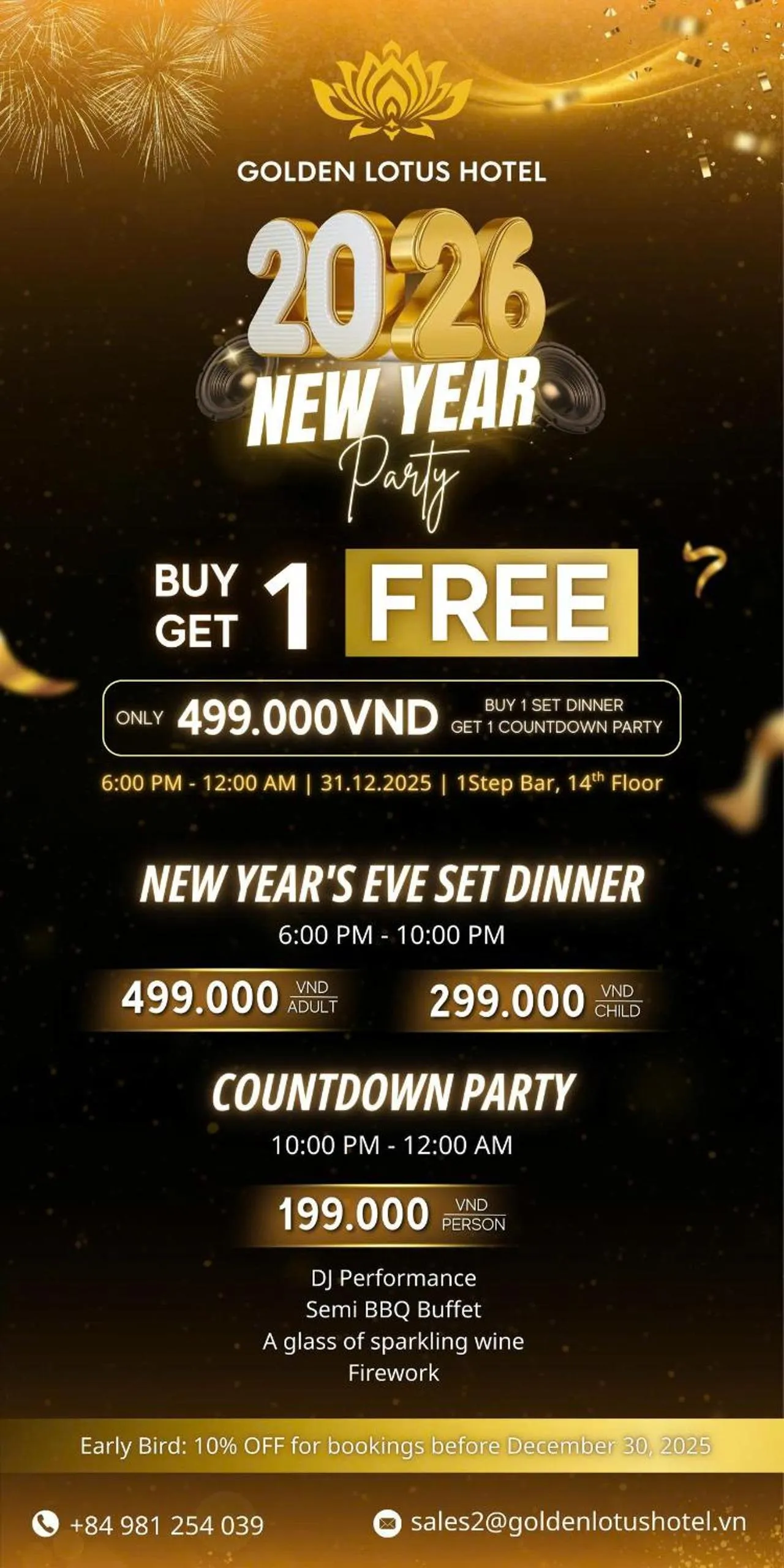 Lounge or bar in Golden Lotus Hotel Da Nang - Rooftop Bar Sea View