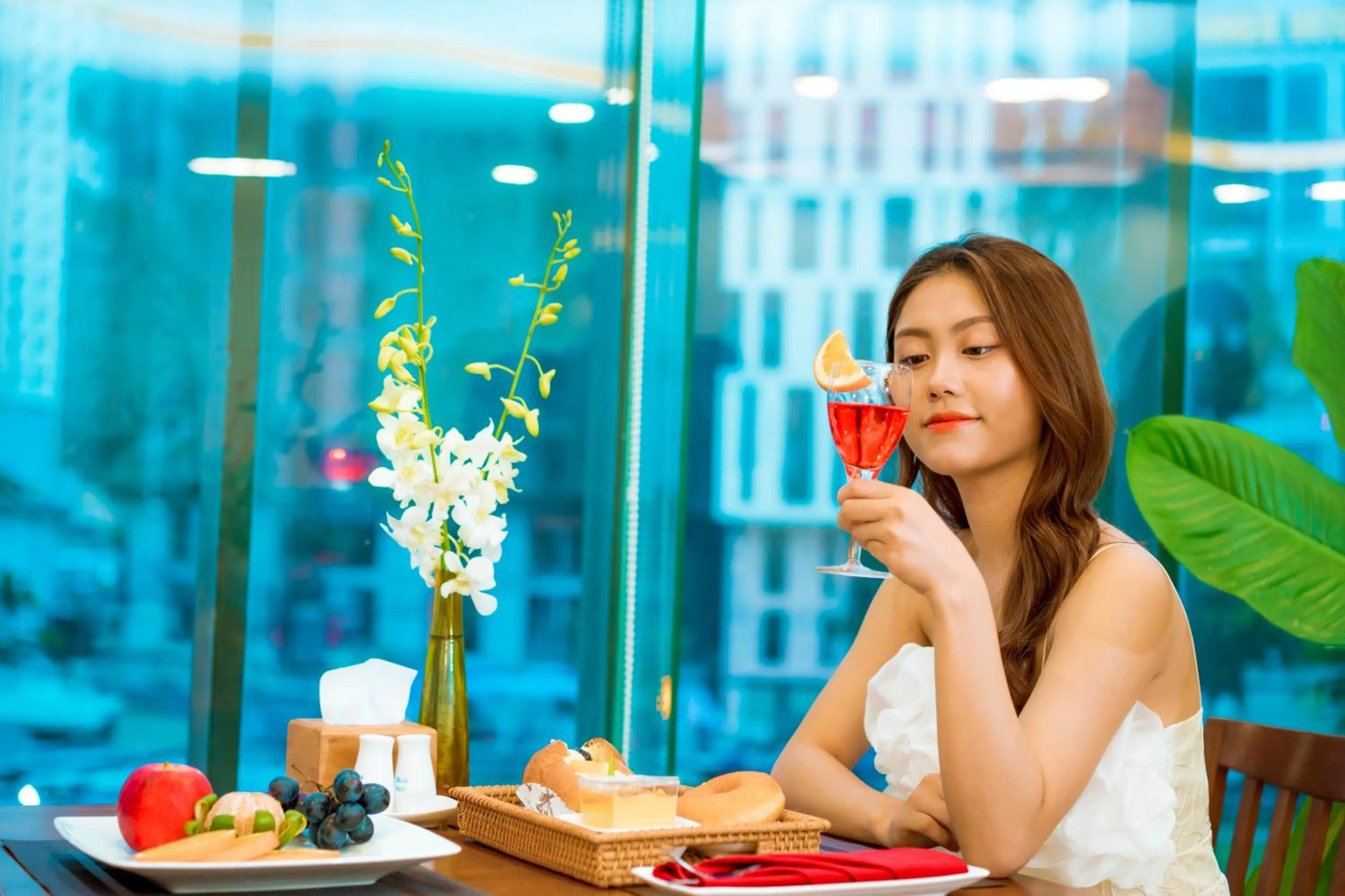 Restaurant/places to eat in Capecia Danang Hotel and Apartment