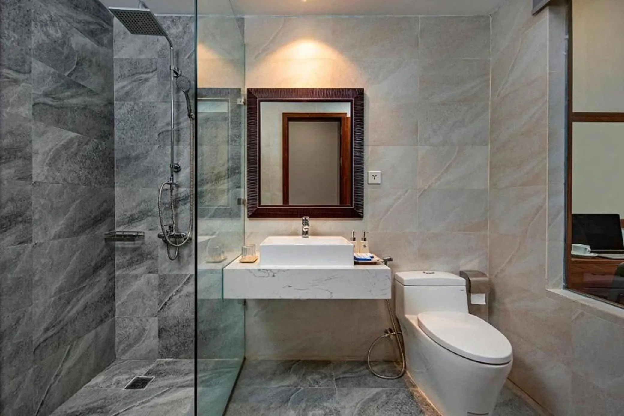 Bathroom in Capecia Danang Hotel and Apartment