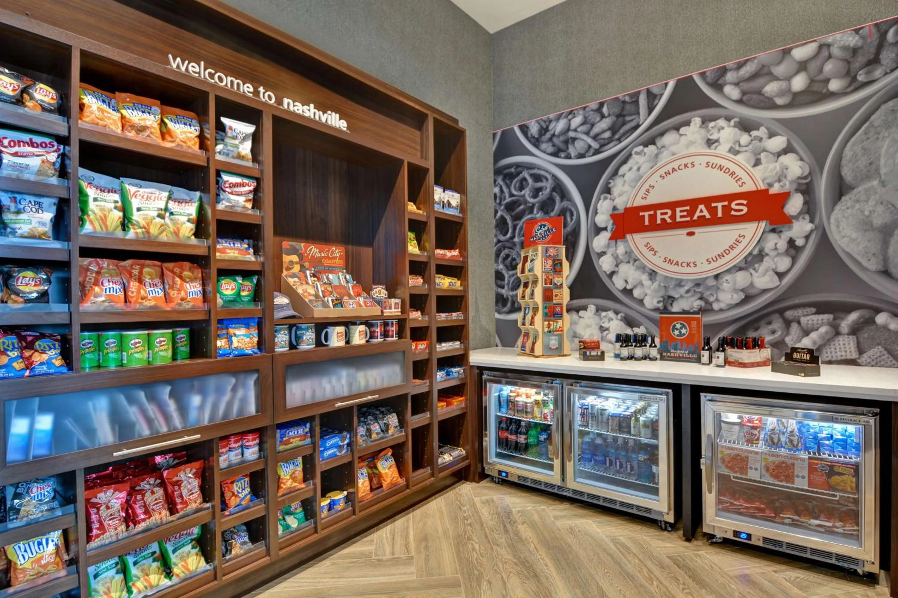 Restaurant/places to eat in Hampton Inn & Suites Nashville Downtown Capitol View, Tn