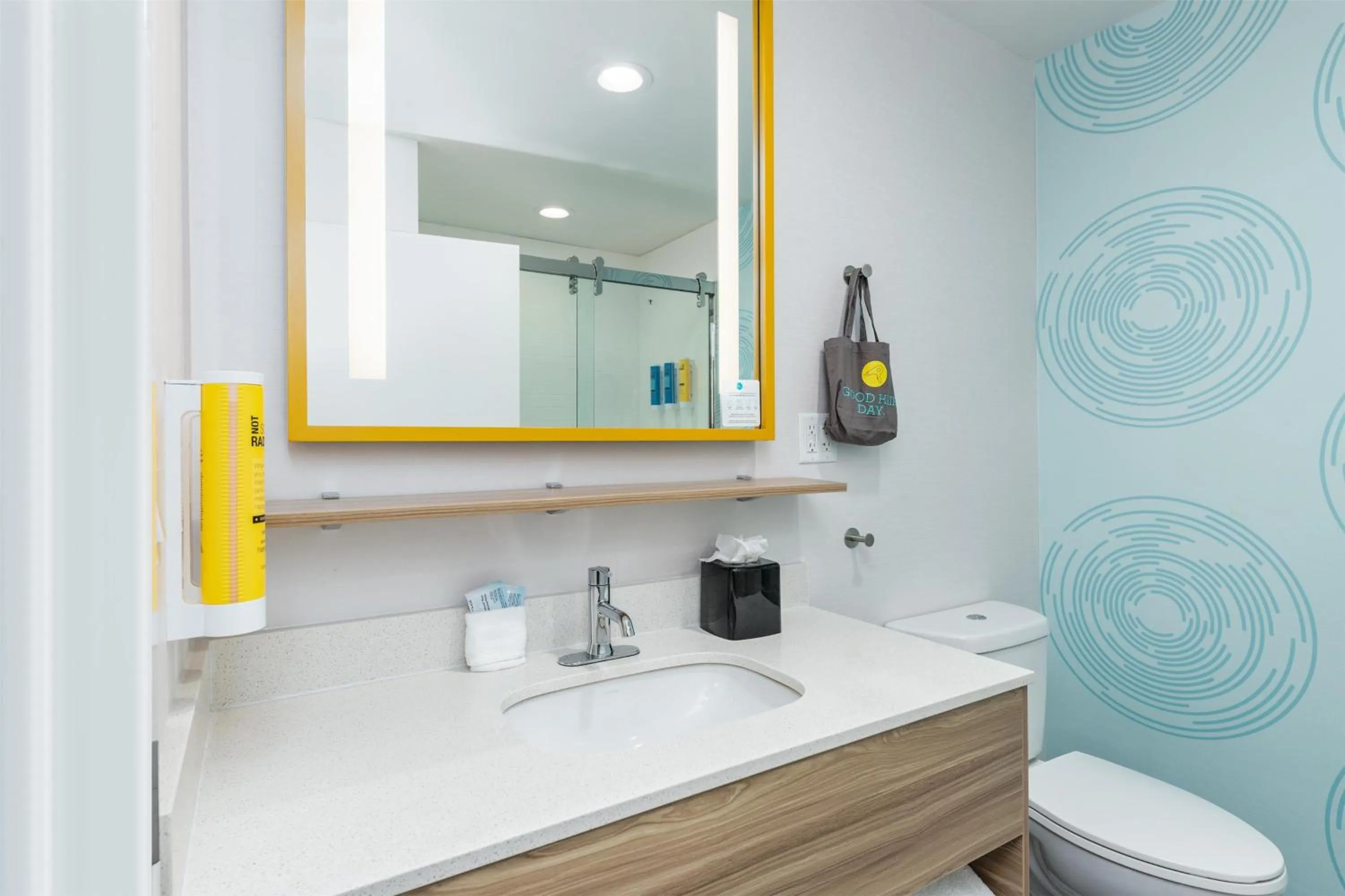 Bathroom in Tru By Hilton The Colony