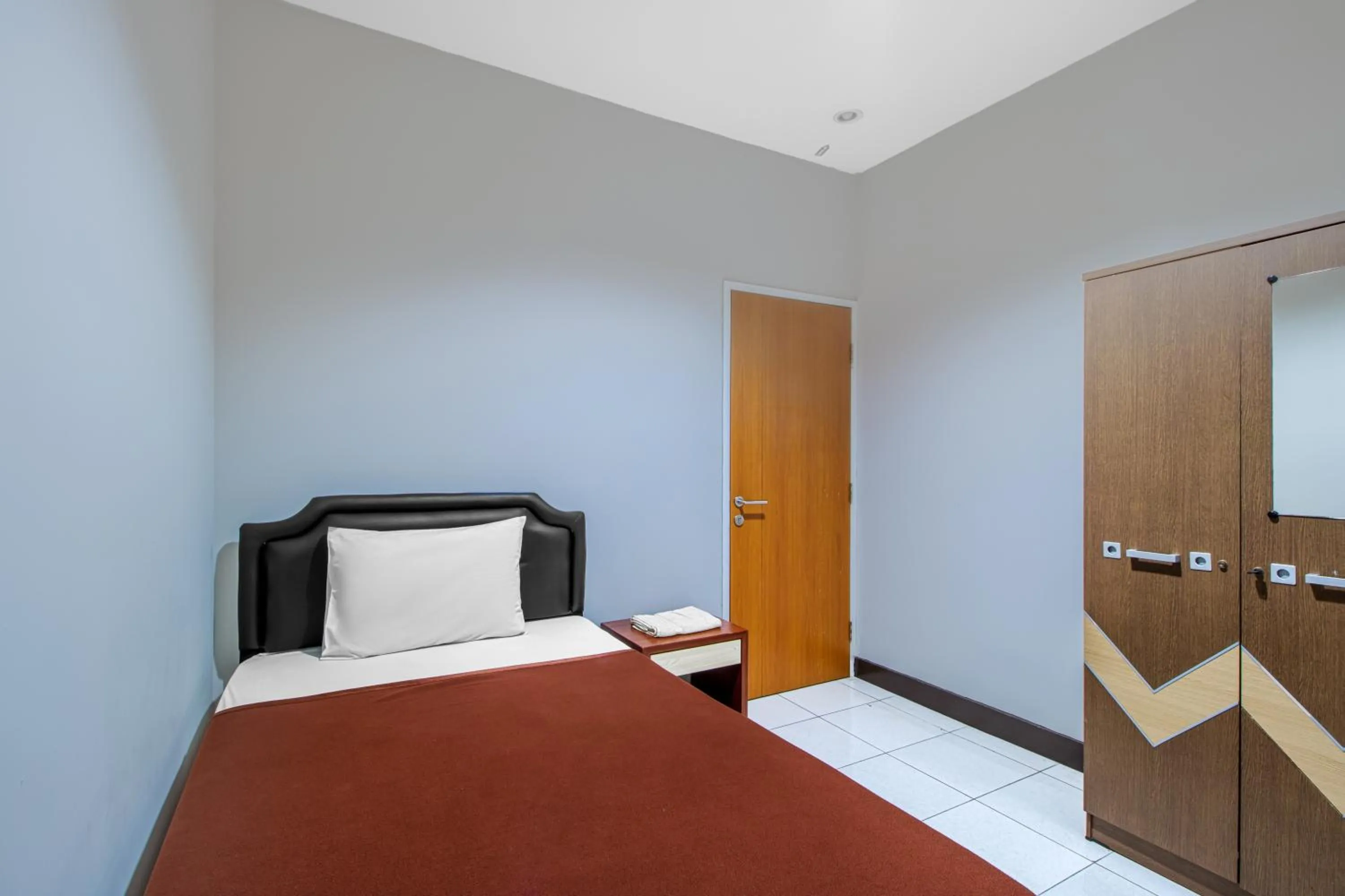 Bed in Griya Stadion