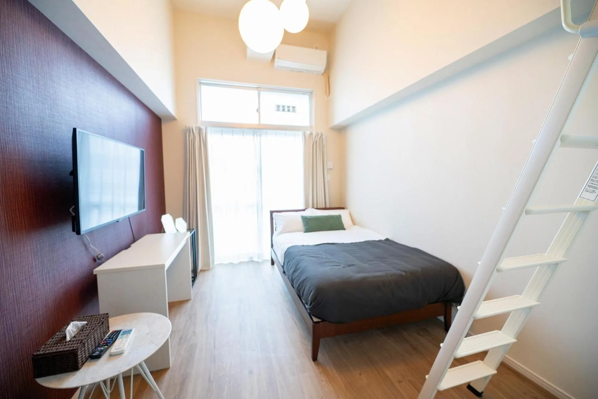 Bed in Hotel Tomas Asahibashi Station