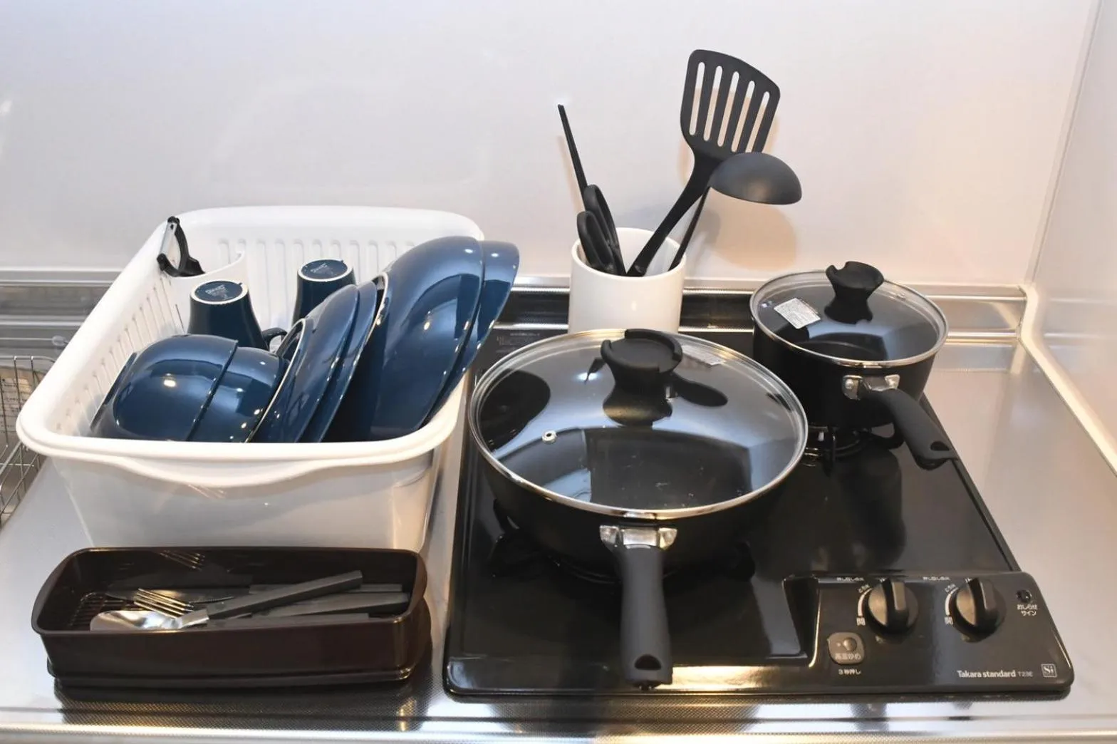 Kitchen or kitchenette in Hotel Tomas Asahibashi Station