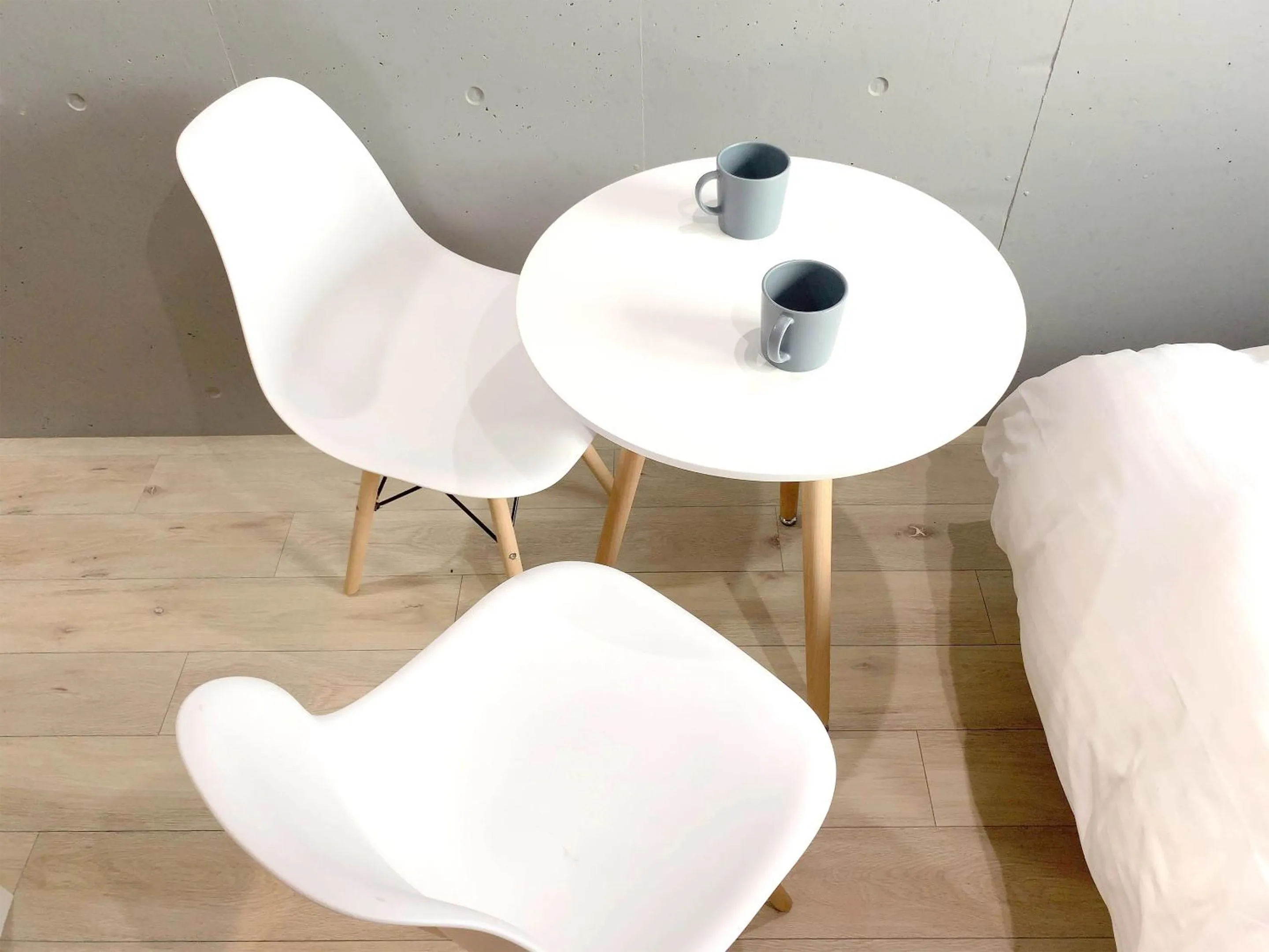 Photo of the whole room in Itos Ebisu