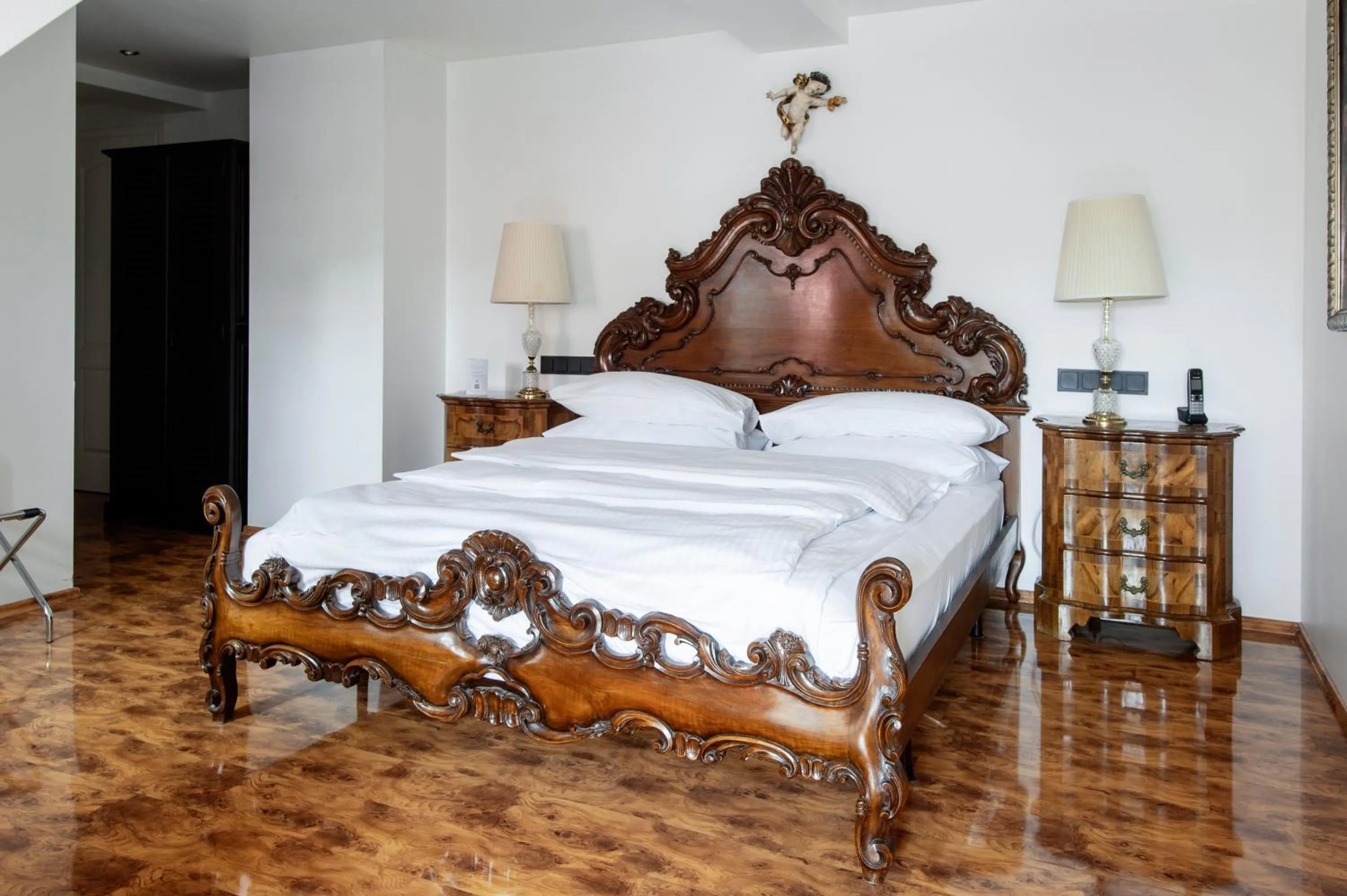 Bed in Werners Boutique Hotel