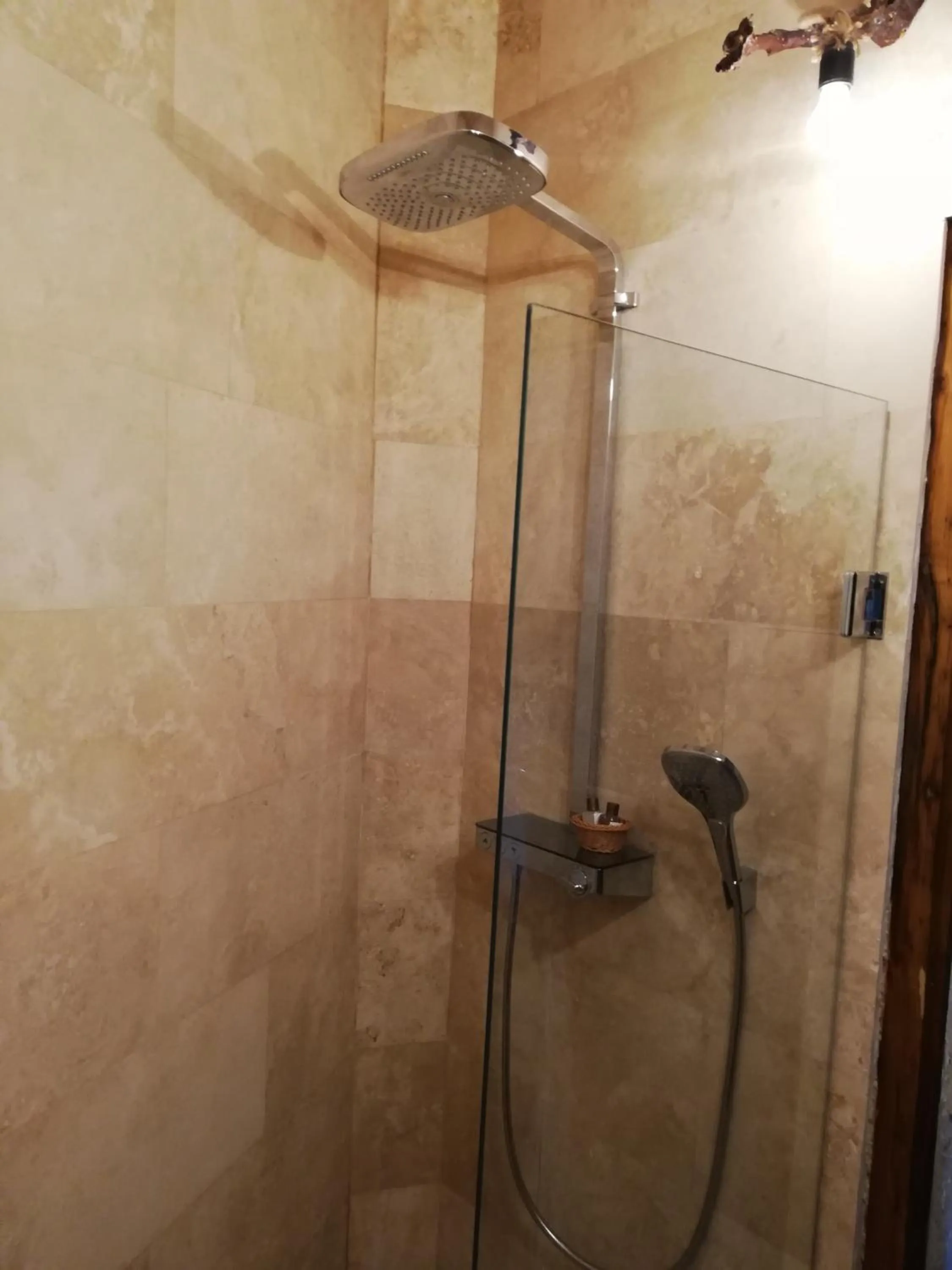 Shower in Pigeon Hotel Cappadocia