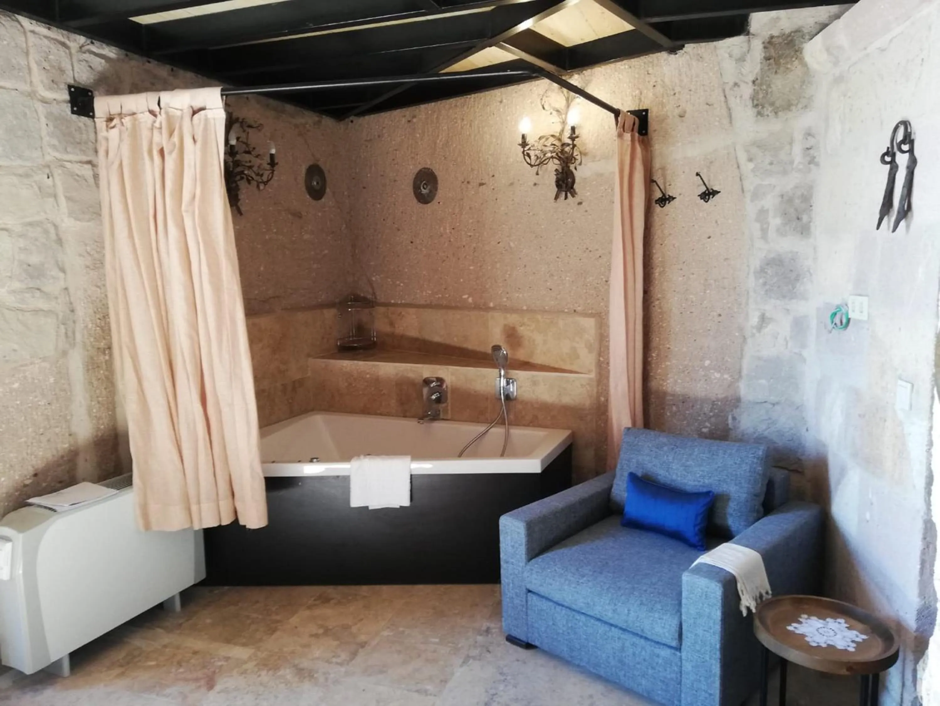 Hot Tub in Pigeon Hotel Cappadocia
