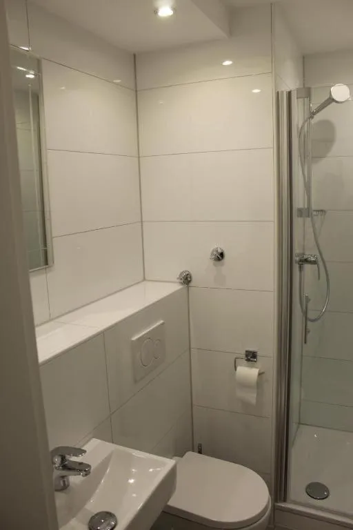 Shower in Apartments am Rheingarten