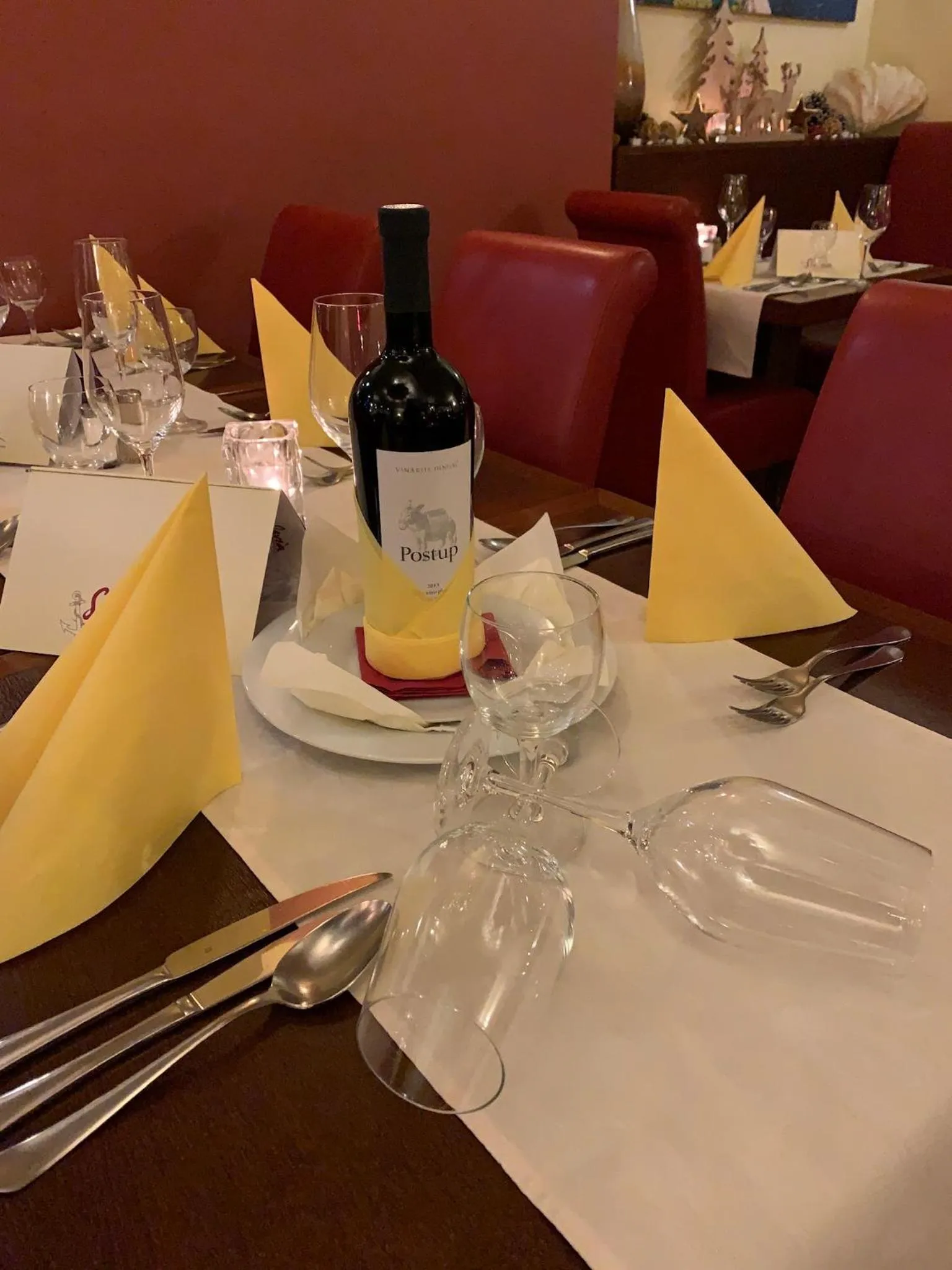 Restaurant/places to eat in Apartments am Rheingarten