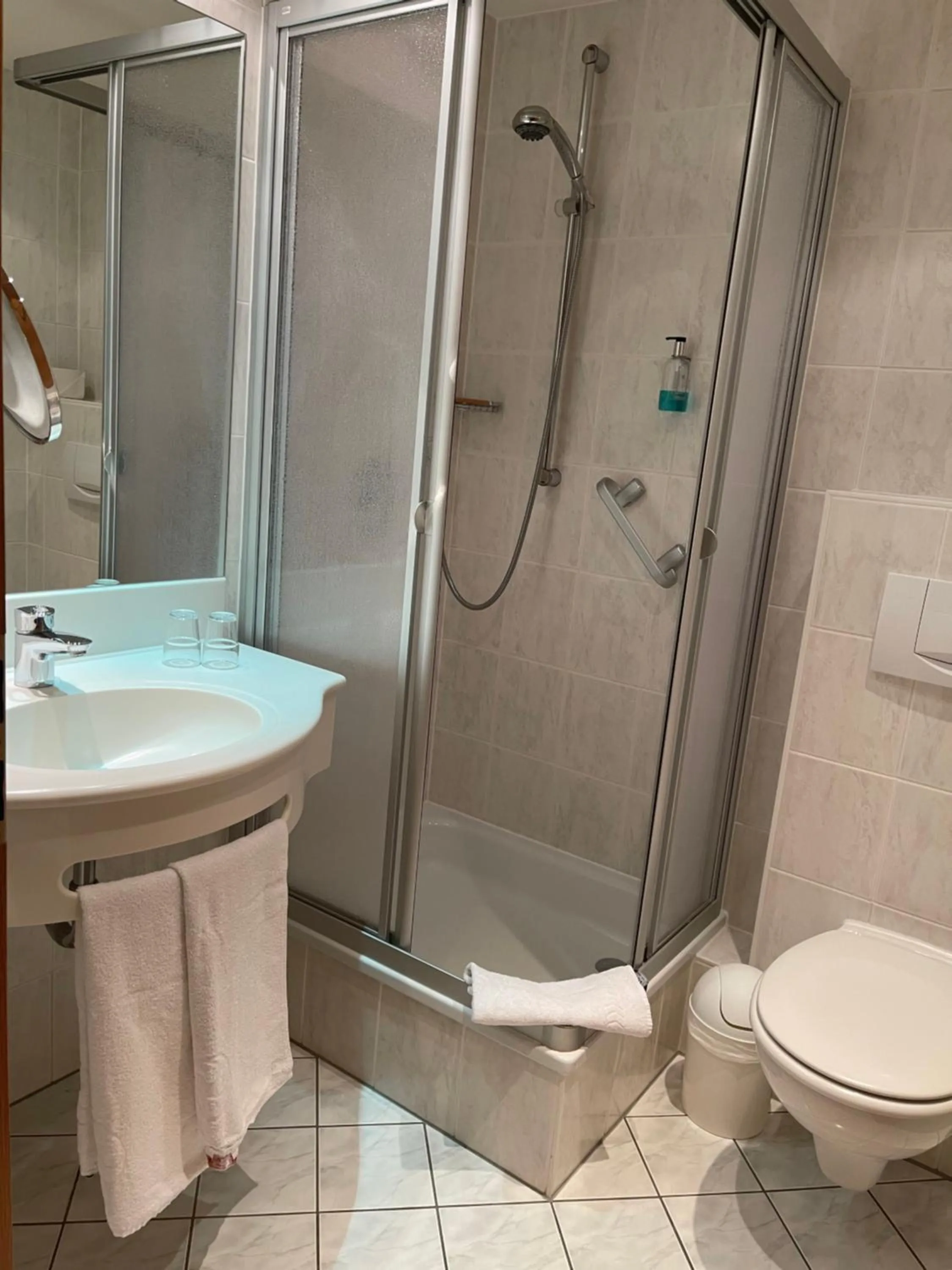 Bathroom in Hotel Zum Bären