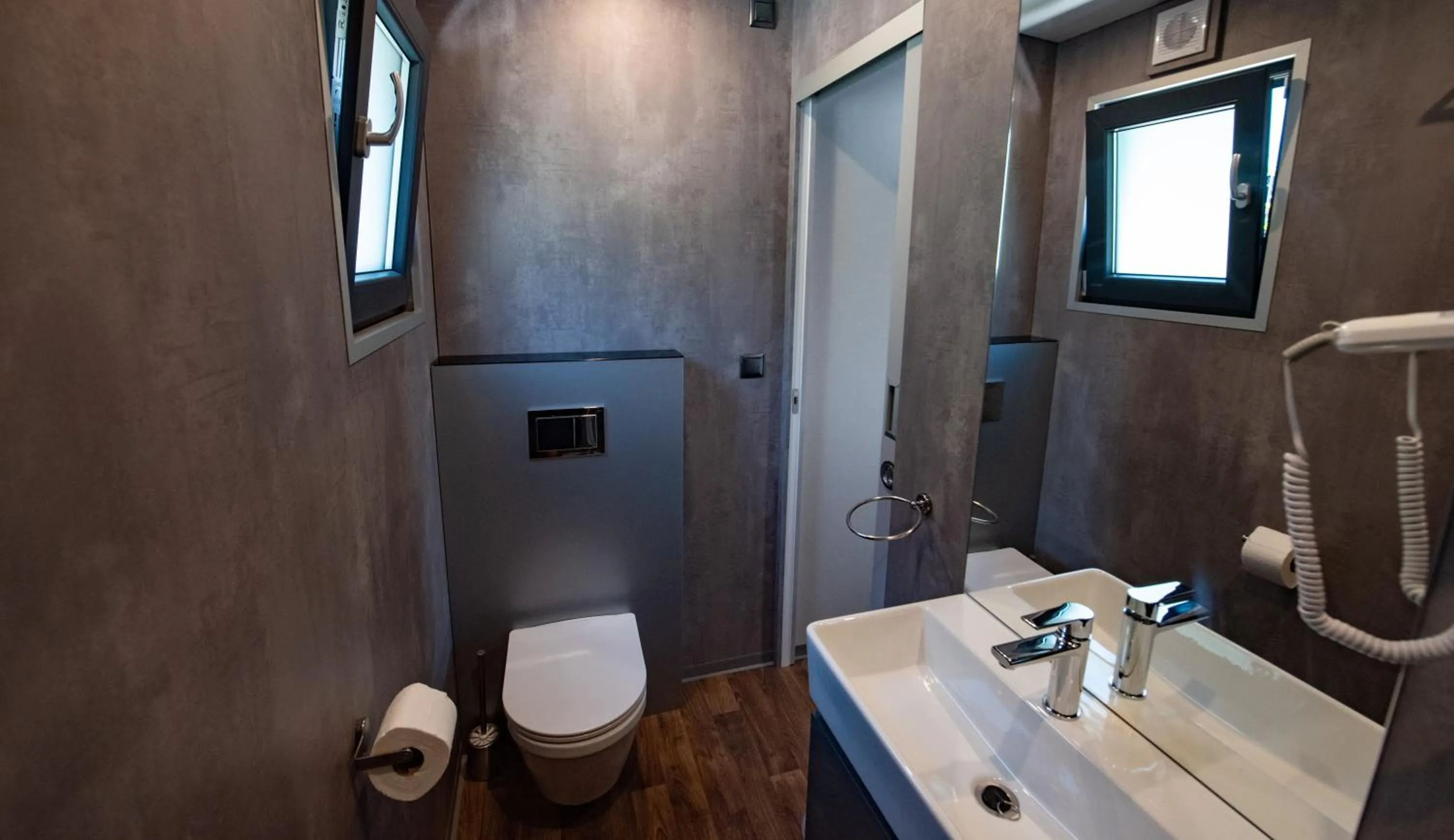 Bathroom in Adrialux Camping Mobile Homes