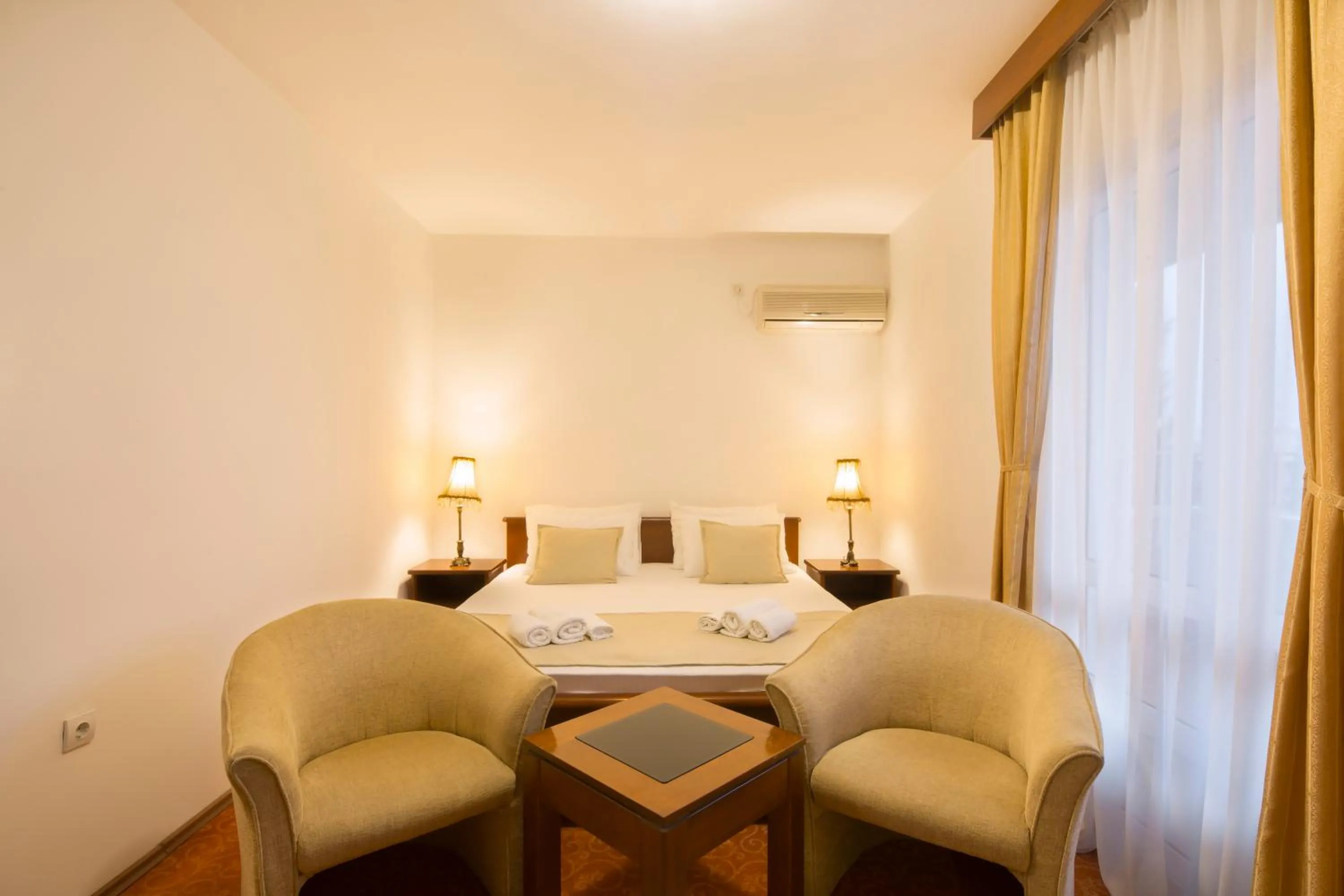 Bed in Villa Ljubanovic