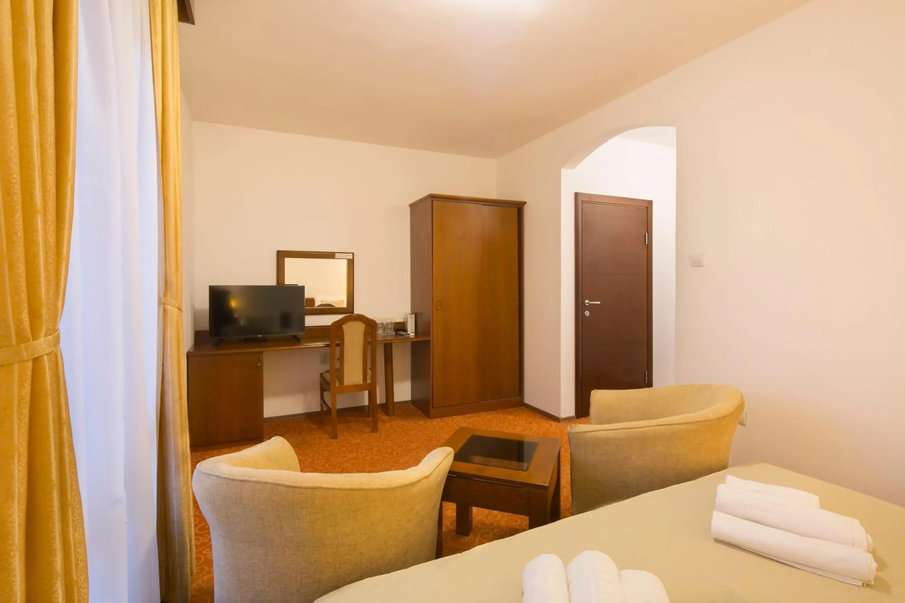 TV and multimedia, Bed in Villa Ljubanovic