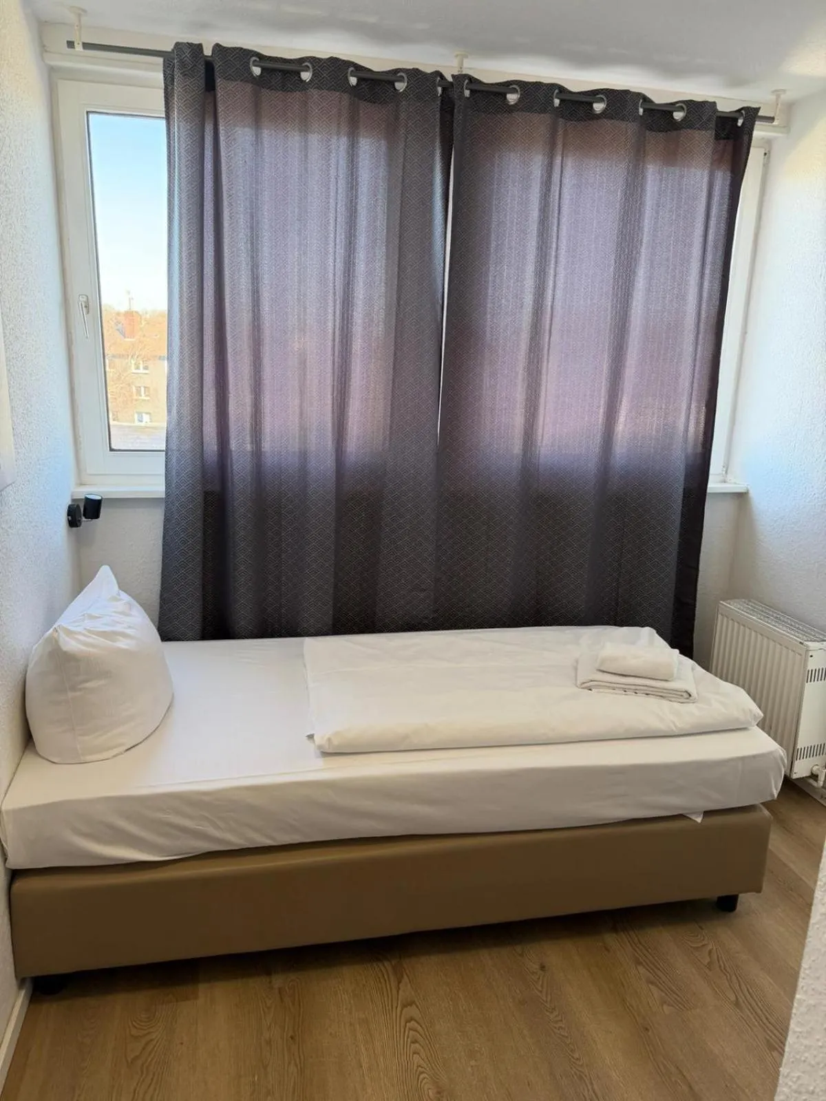 Bed in Hotel Senator