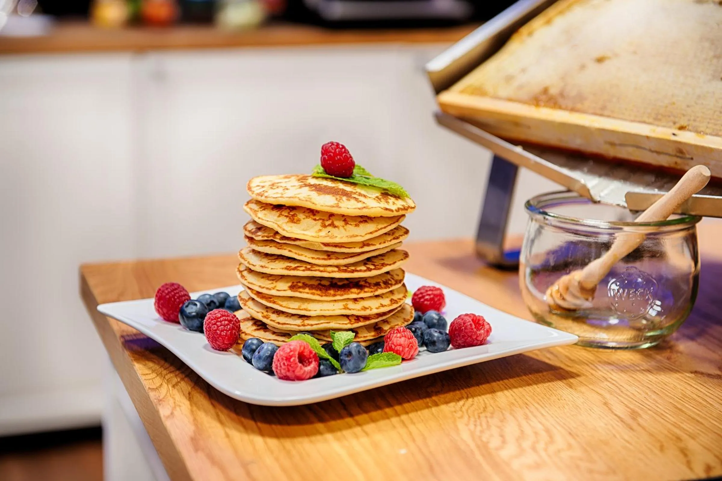 Food in Hotel Senator