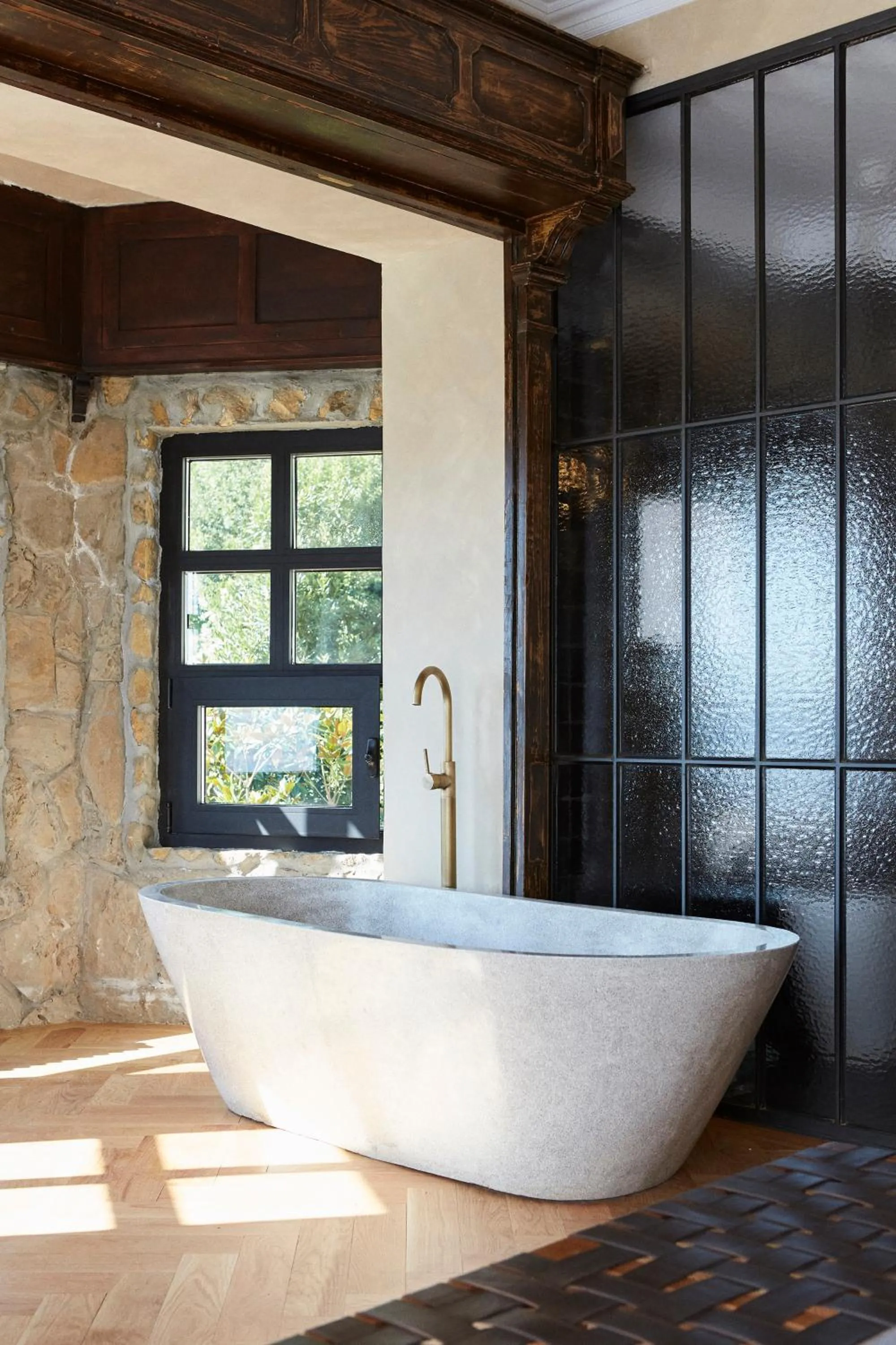 Bath in Boutique Hotel Mendi Argia